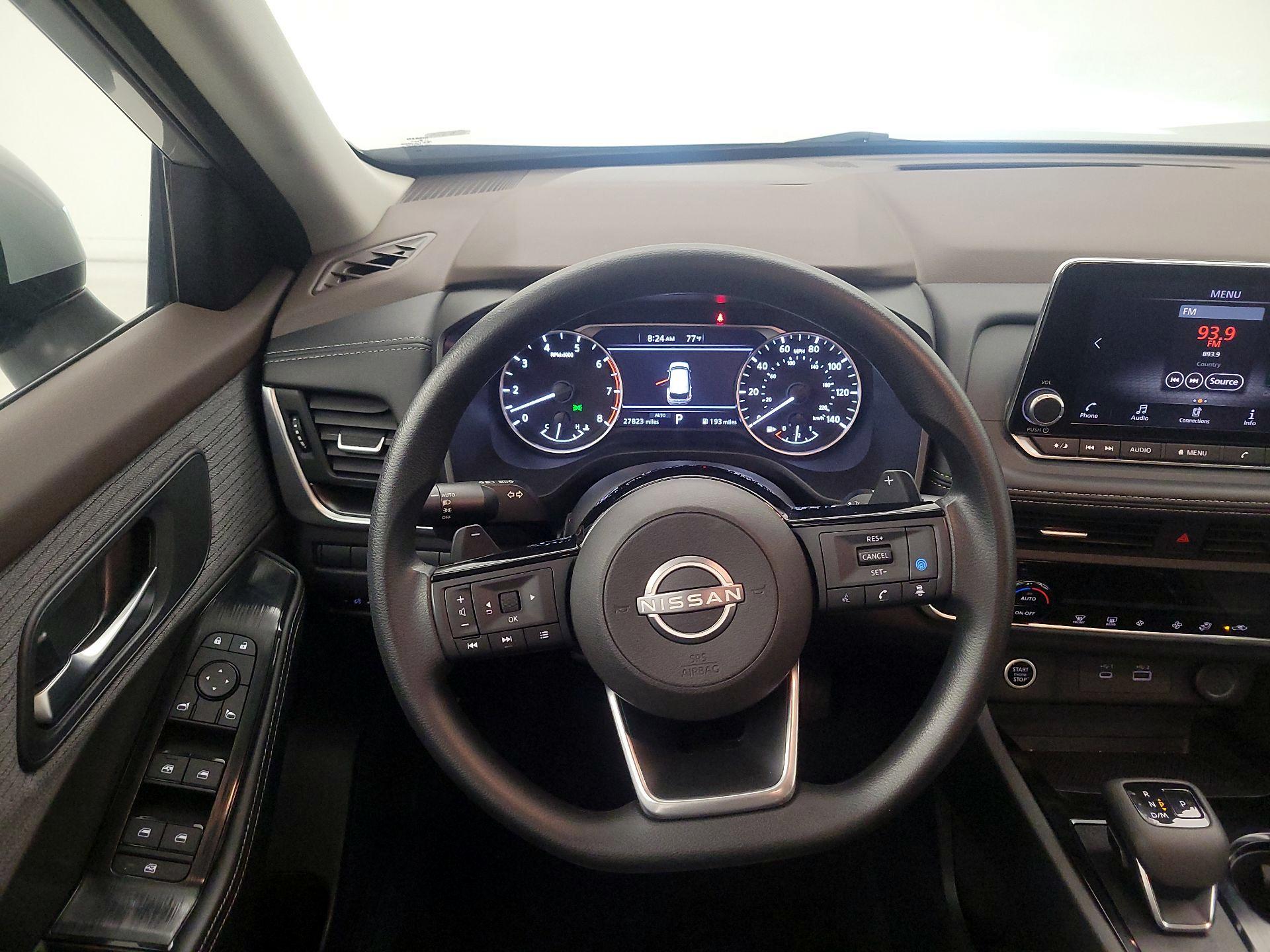 Thumbnail: 2023 Nissan Rogue - 10