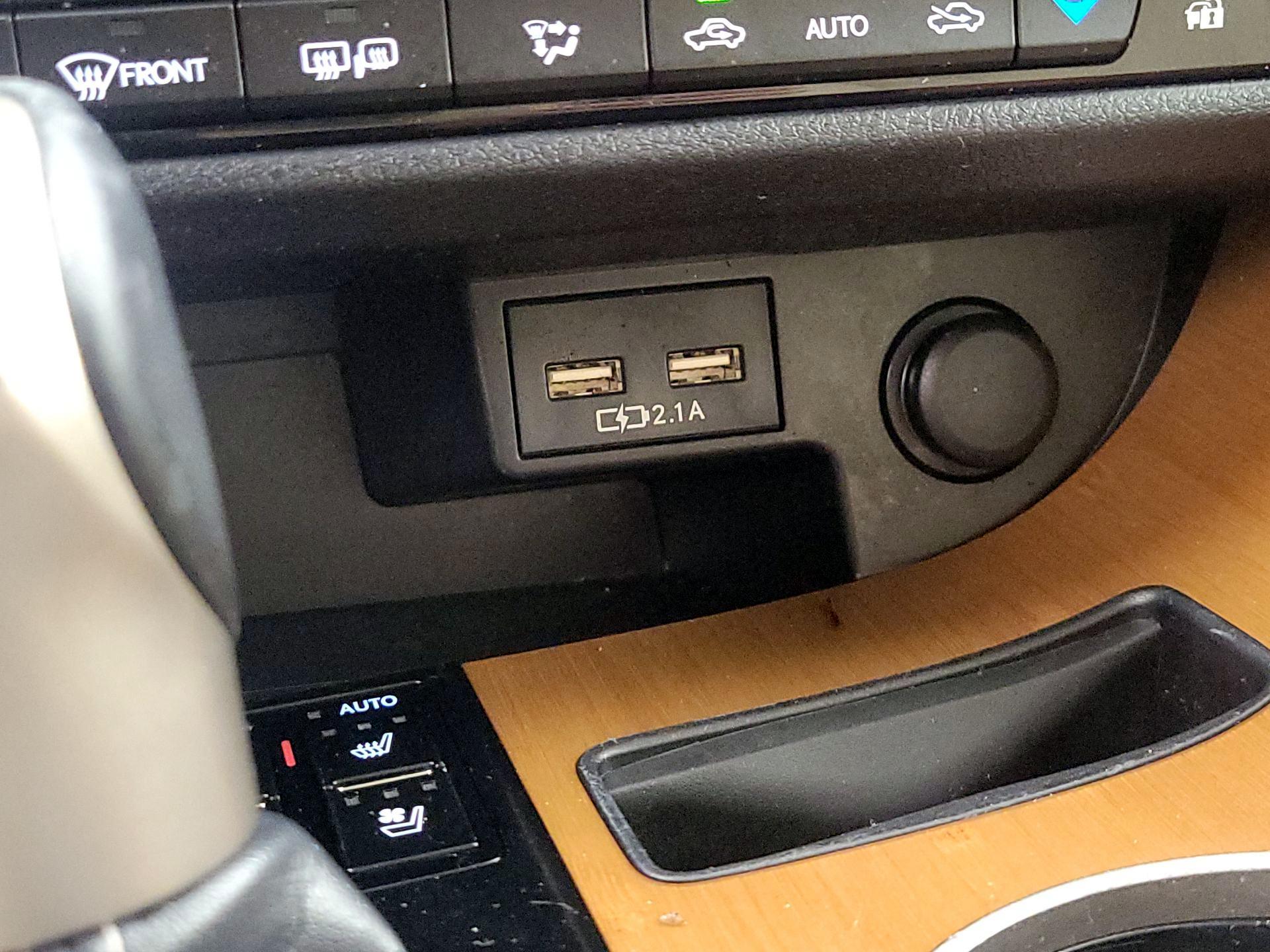 Thumbnail: 2021 Lexus RX - 18