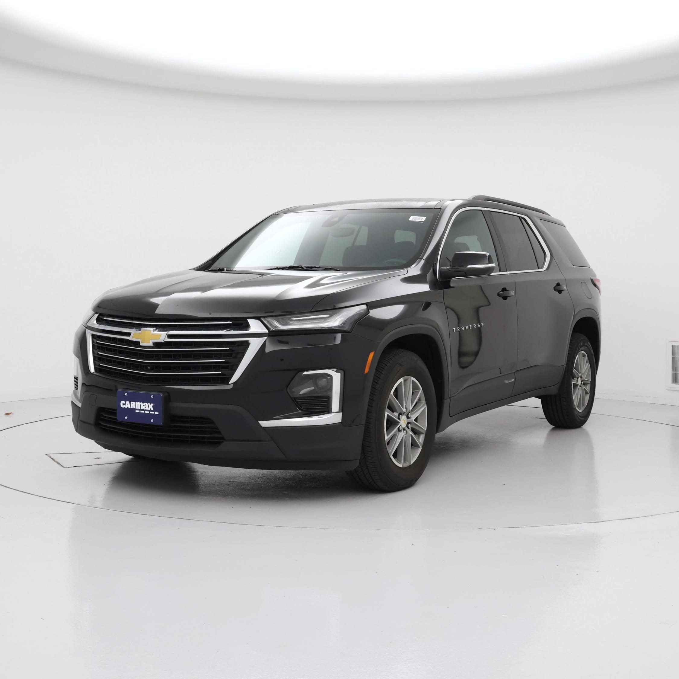 Thumbnail: 2023 Chevrolet Traverse - 4