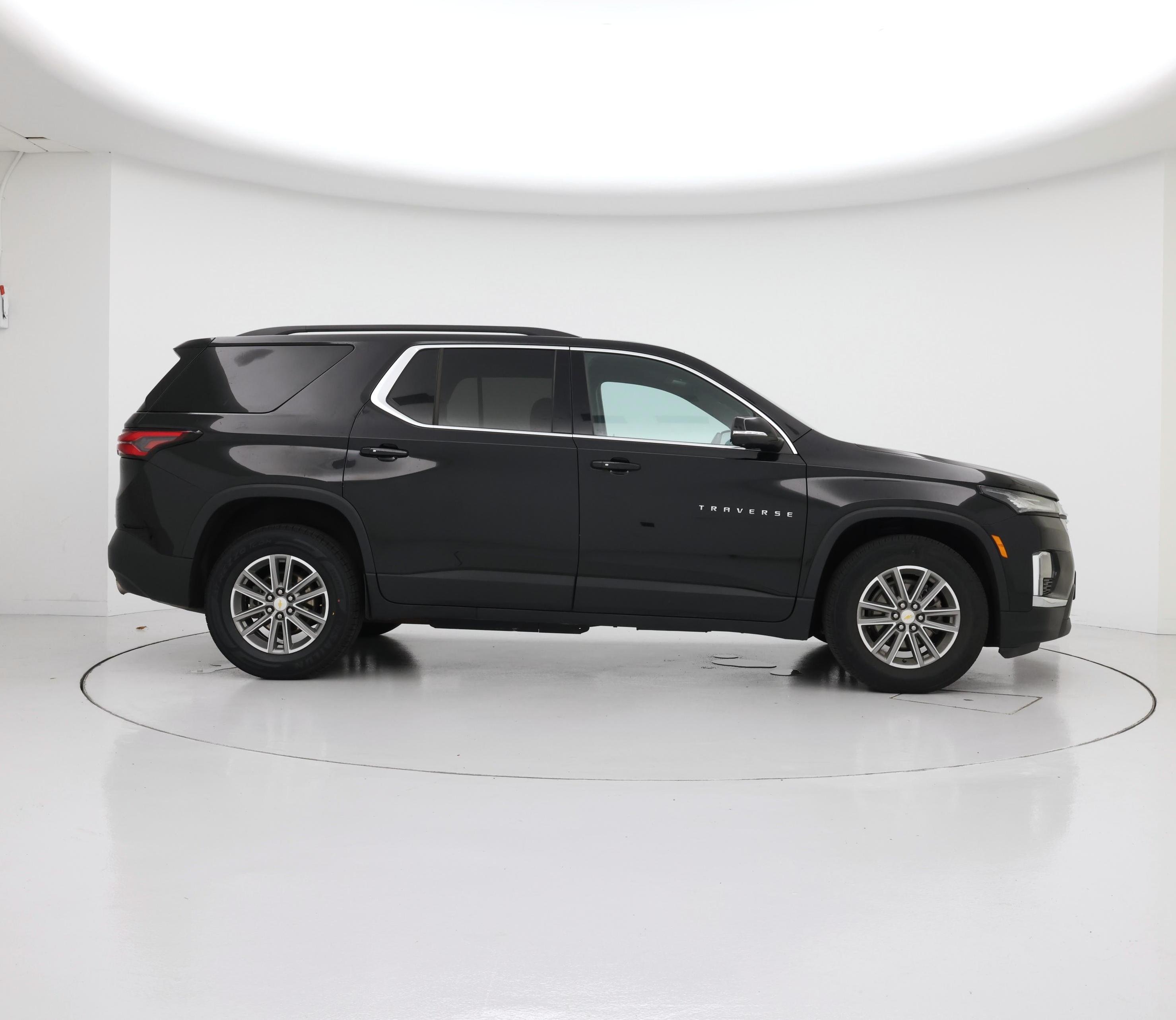 Thumbnail: 2023 Chevrolet Traverse - 7