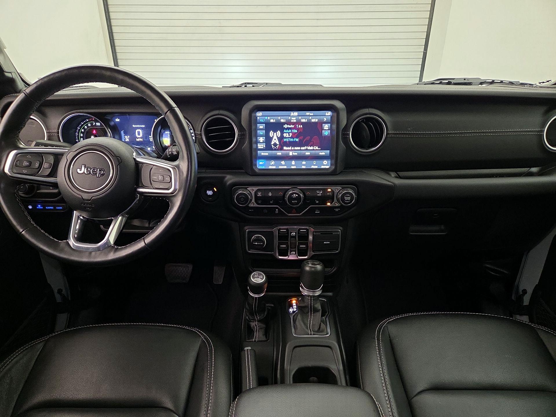 Thumbnail: 2023 Jeep Wrangler - 9