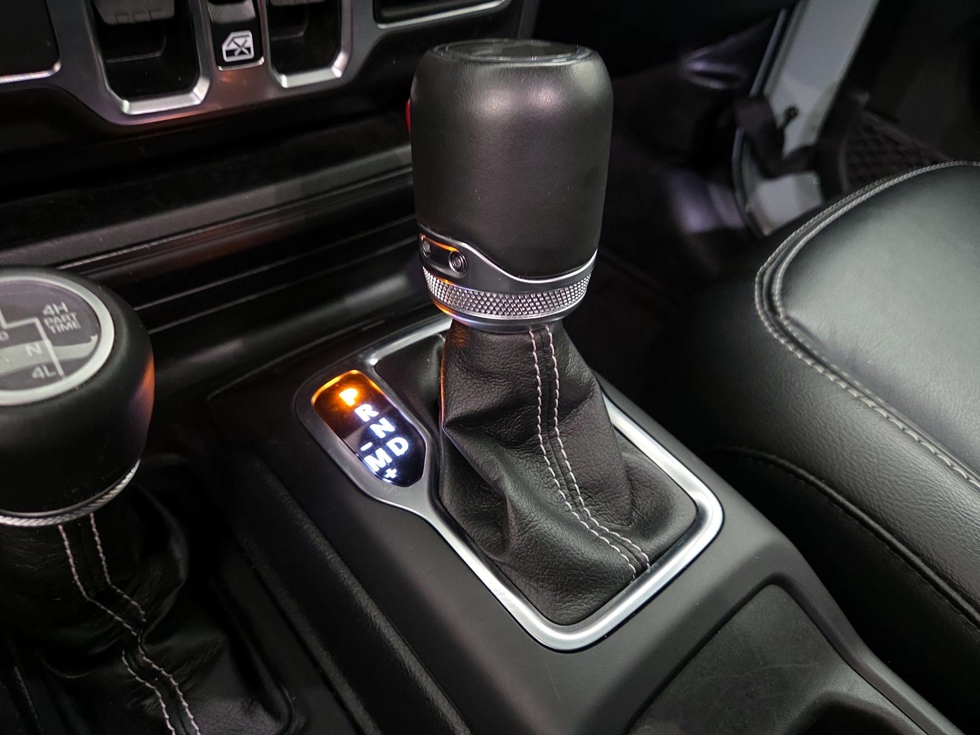 Thumbnail: 2023 Jeep Wrangler - 17