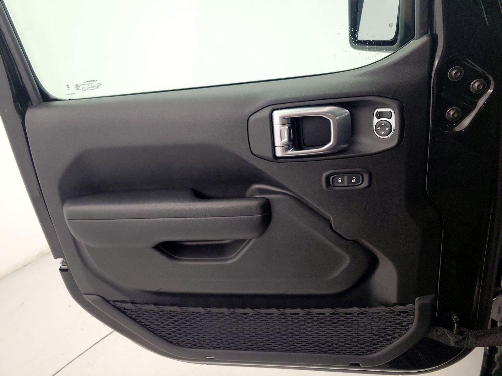 2024 Jeep Wrangler 4xe Willys 4XE - Photo 13