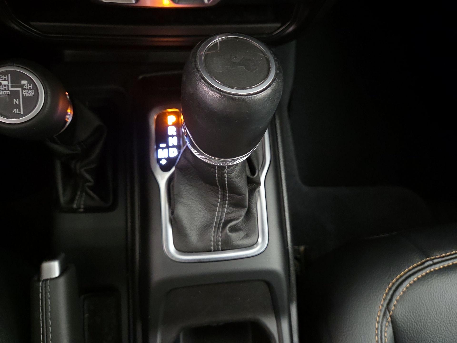 Thumbnail: 2024 Jeep Wrangler - 17