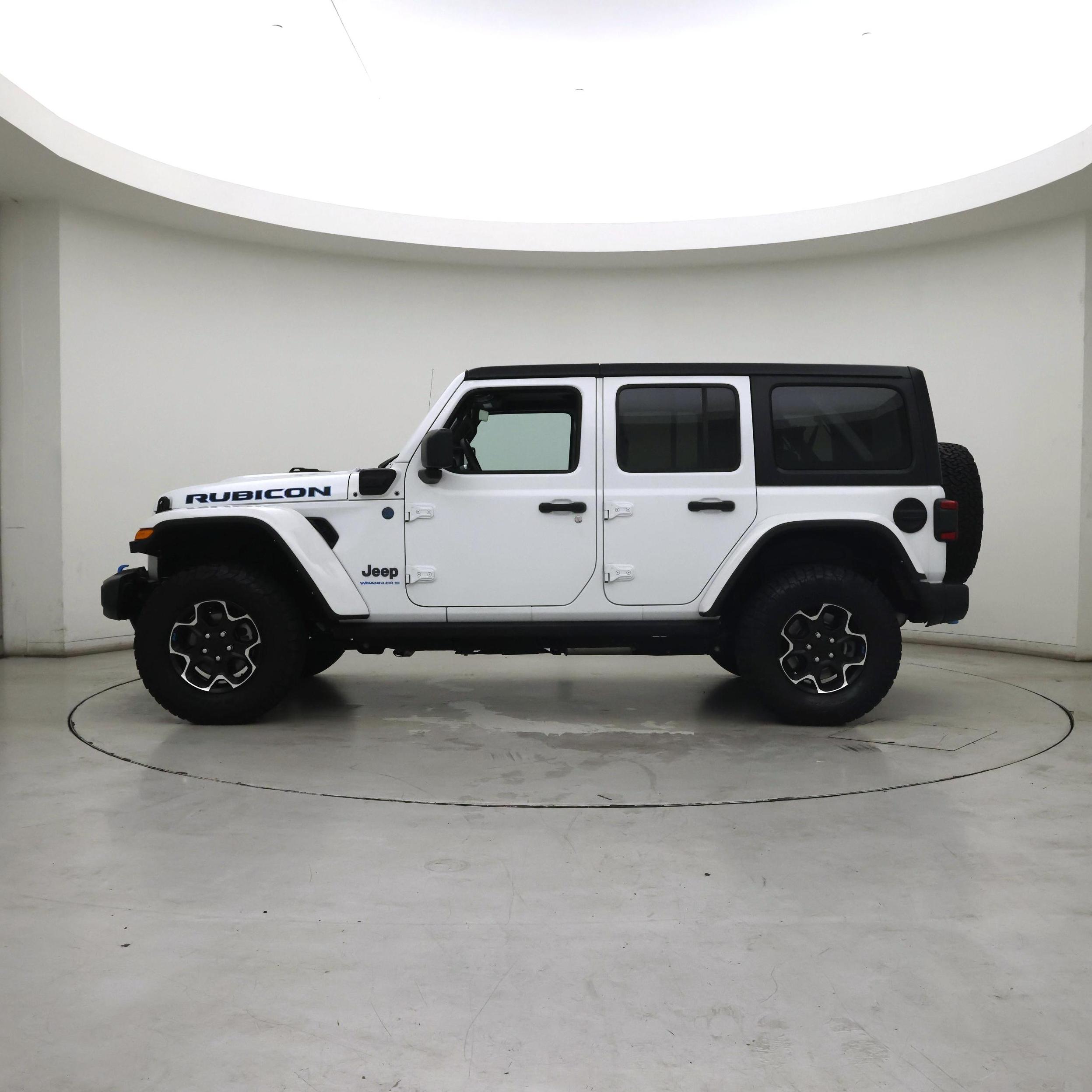 Thumbnail: 2023 Jeep Wrangler - 3
