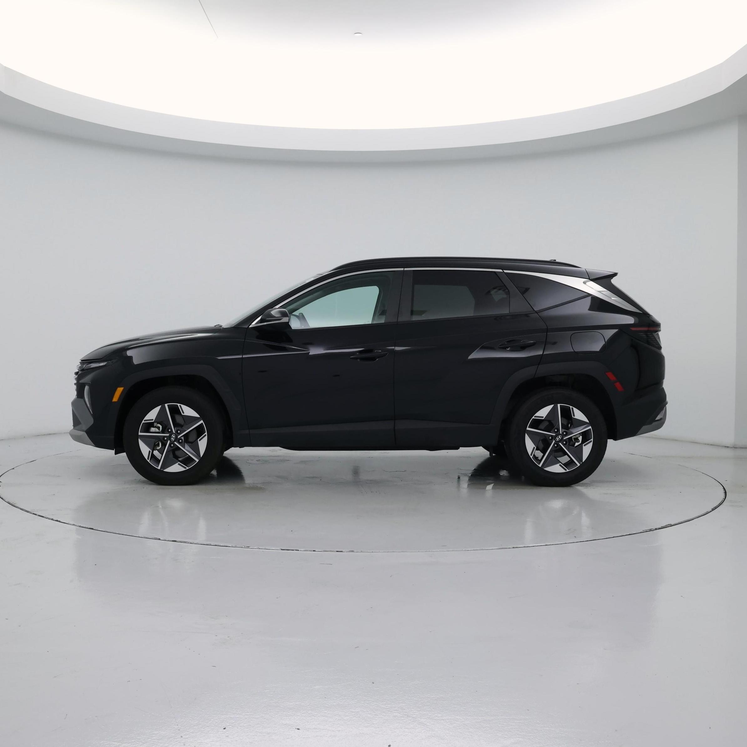 Thumbnail: 2025 Hyundai Tucson - 3