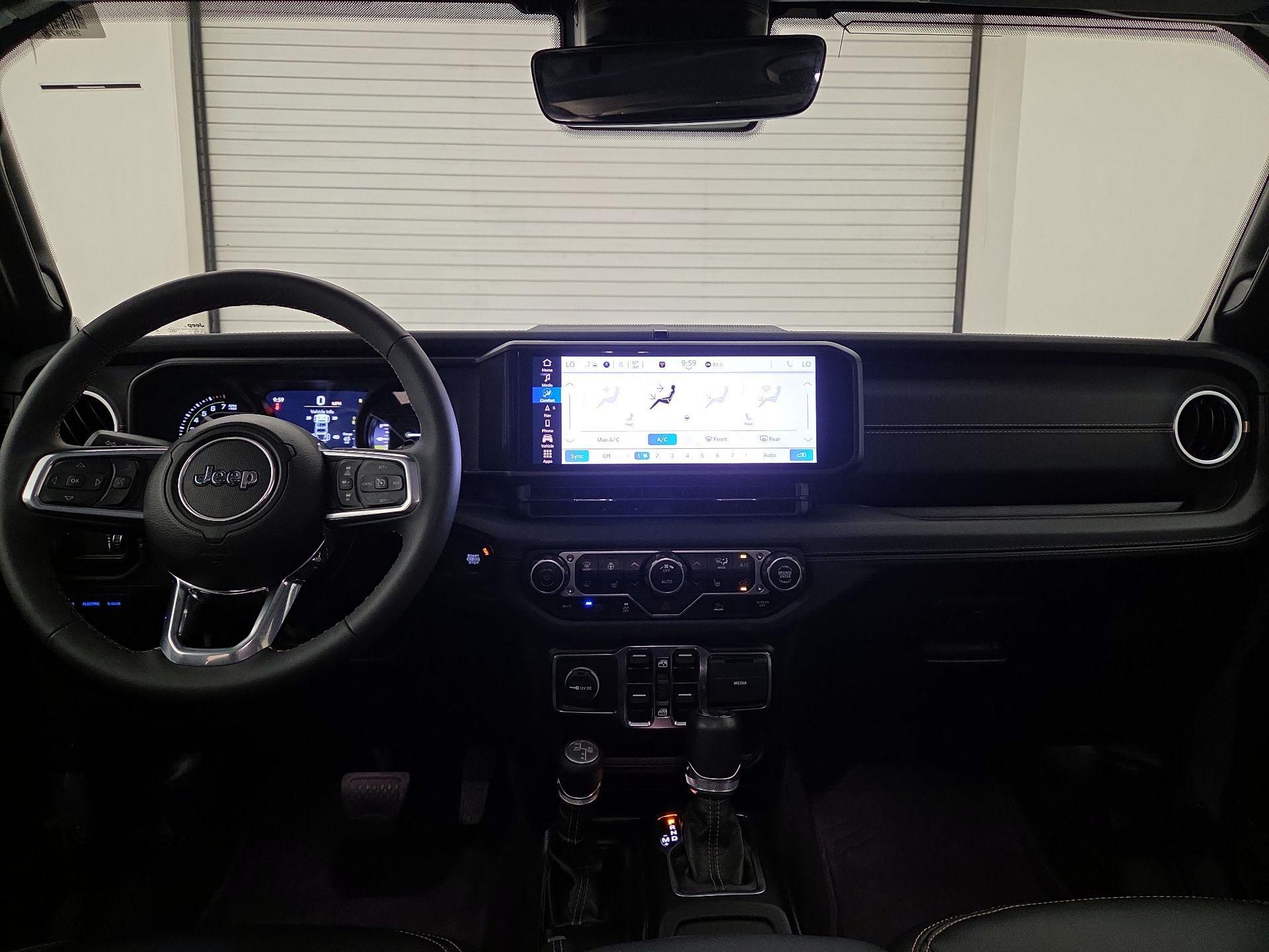 Thumbnail: 2024 Jeep Wrangler - 9