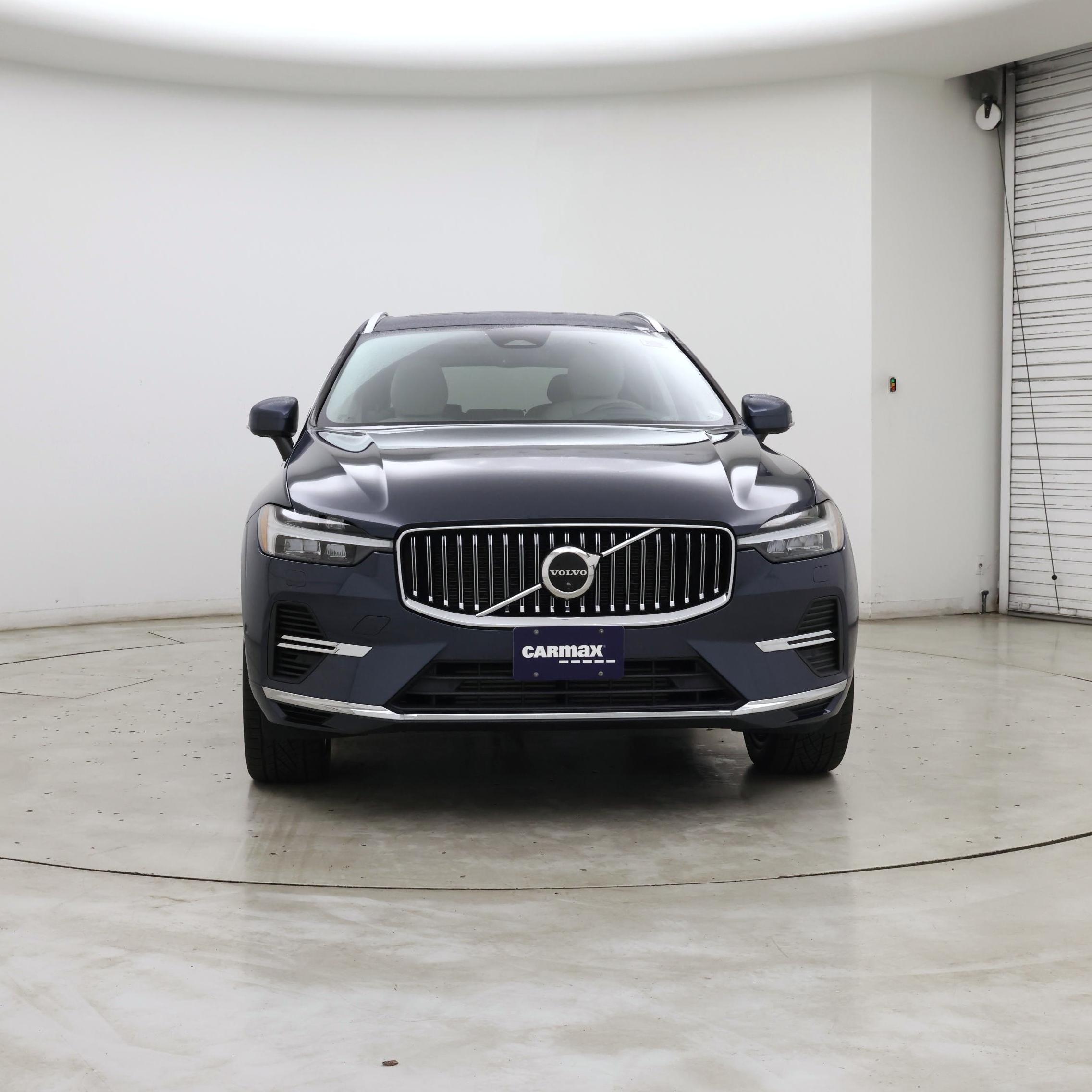 Thumbnail: 2022 Volvo XC60 - 5