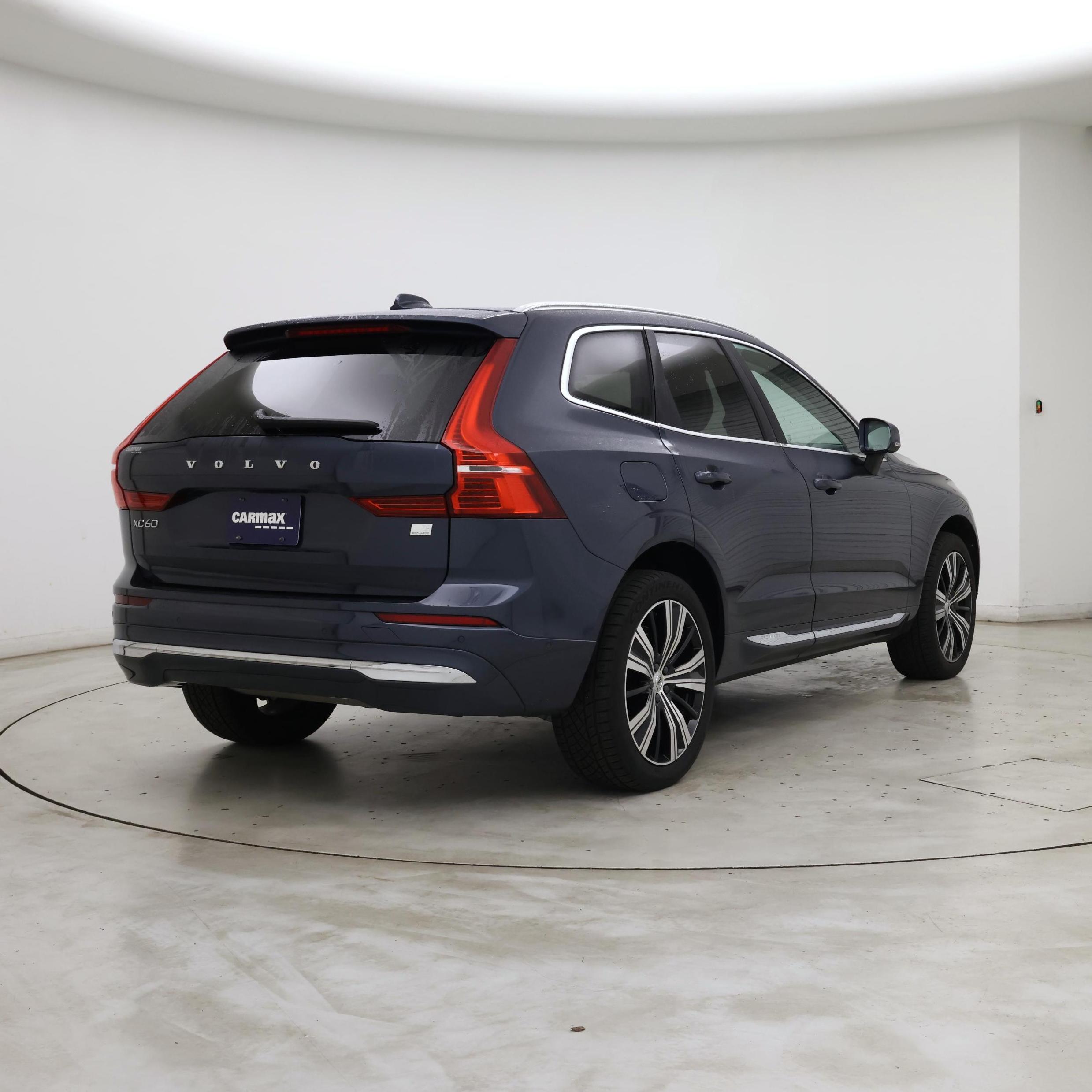 Thumbnail: 2022 Volvo XC60 - 8