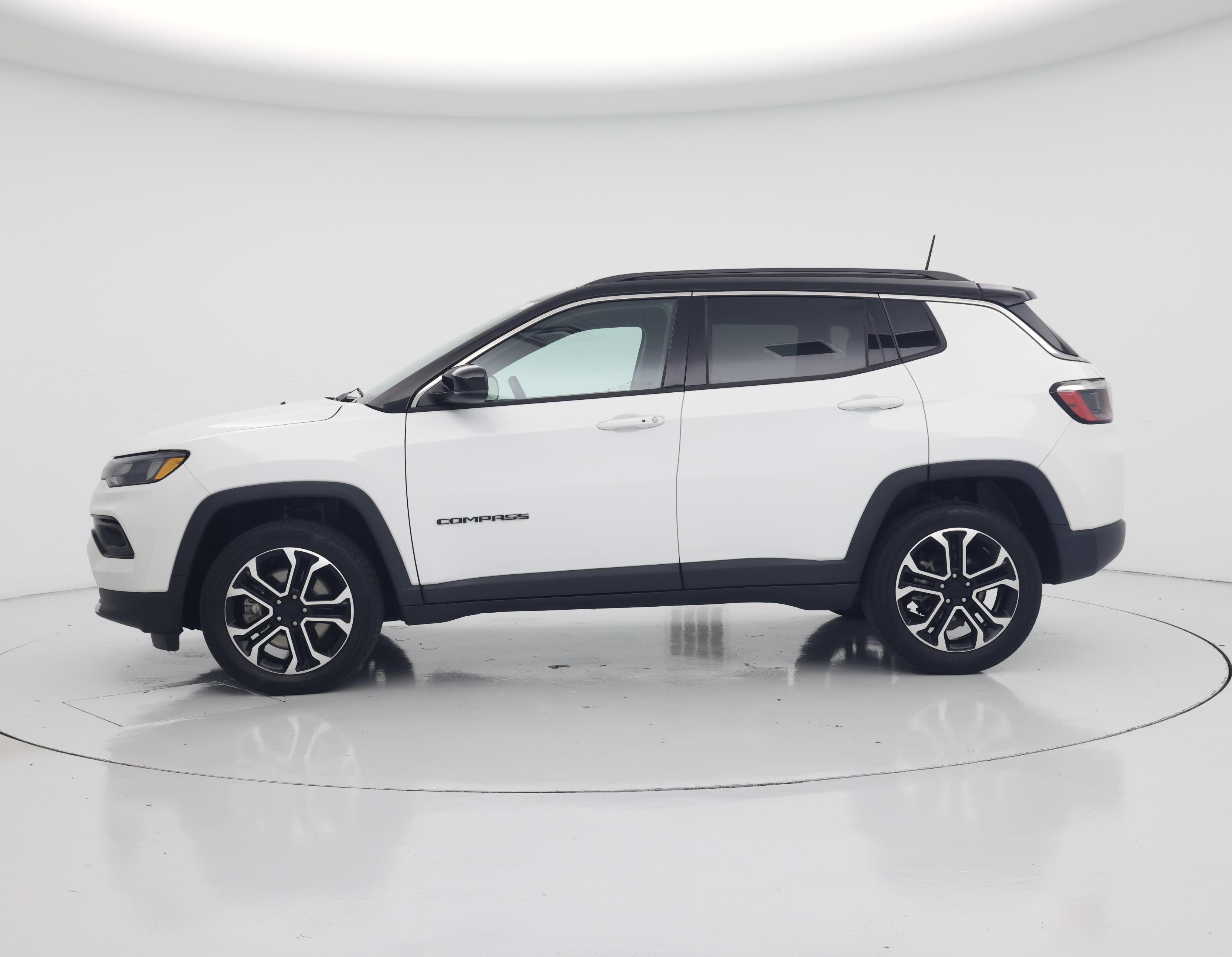 Thumbnail: 2023 Jeep Compass - 3