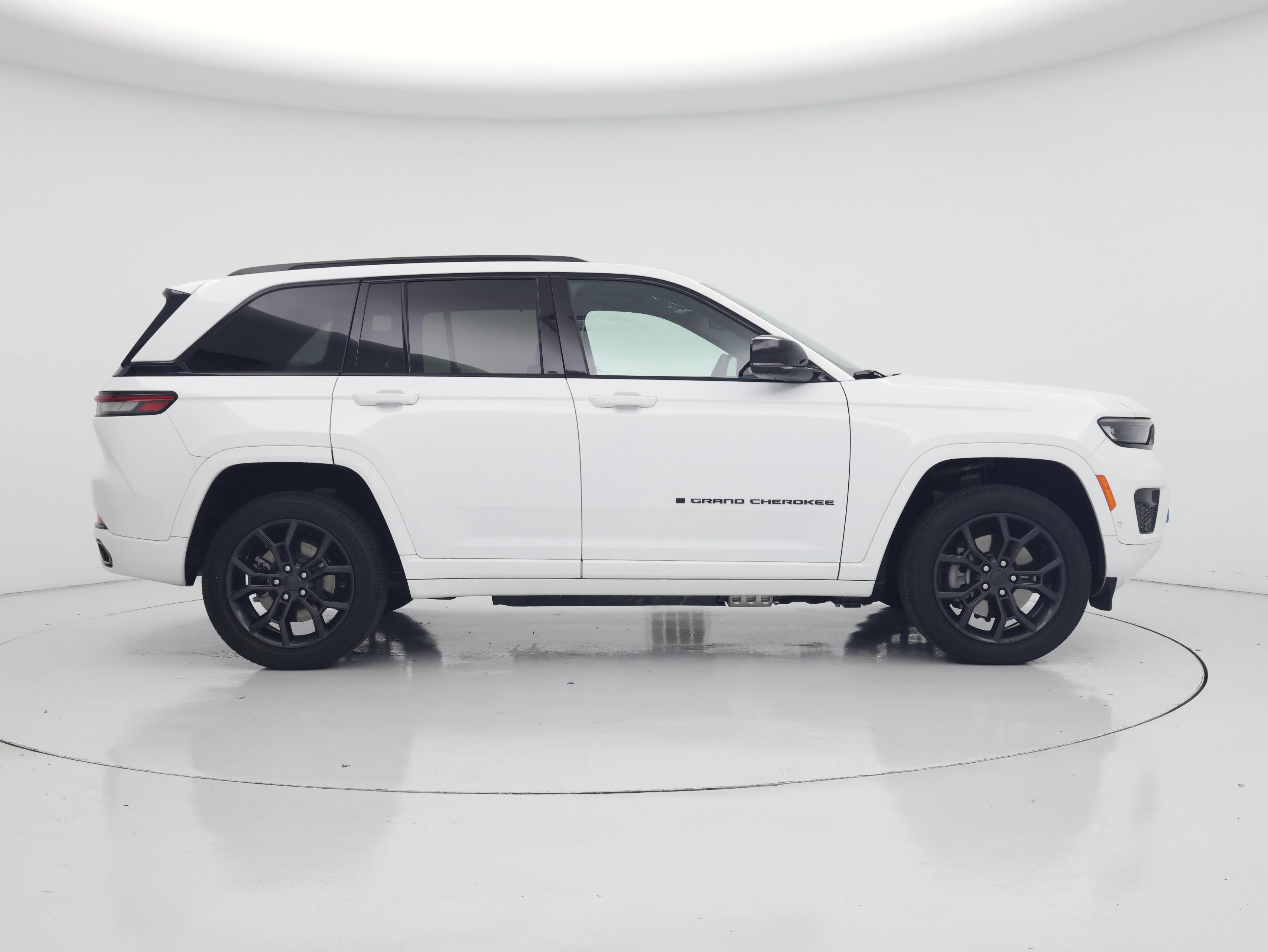 Thumbnail: 2024 Jeep Grand Cherokee - 7