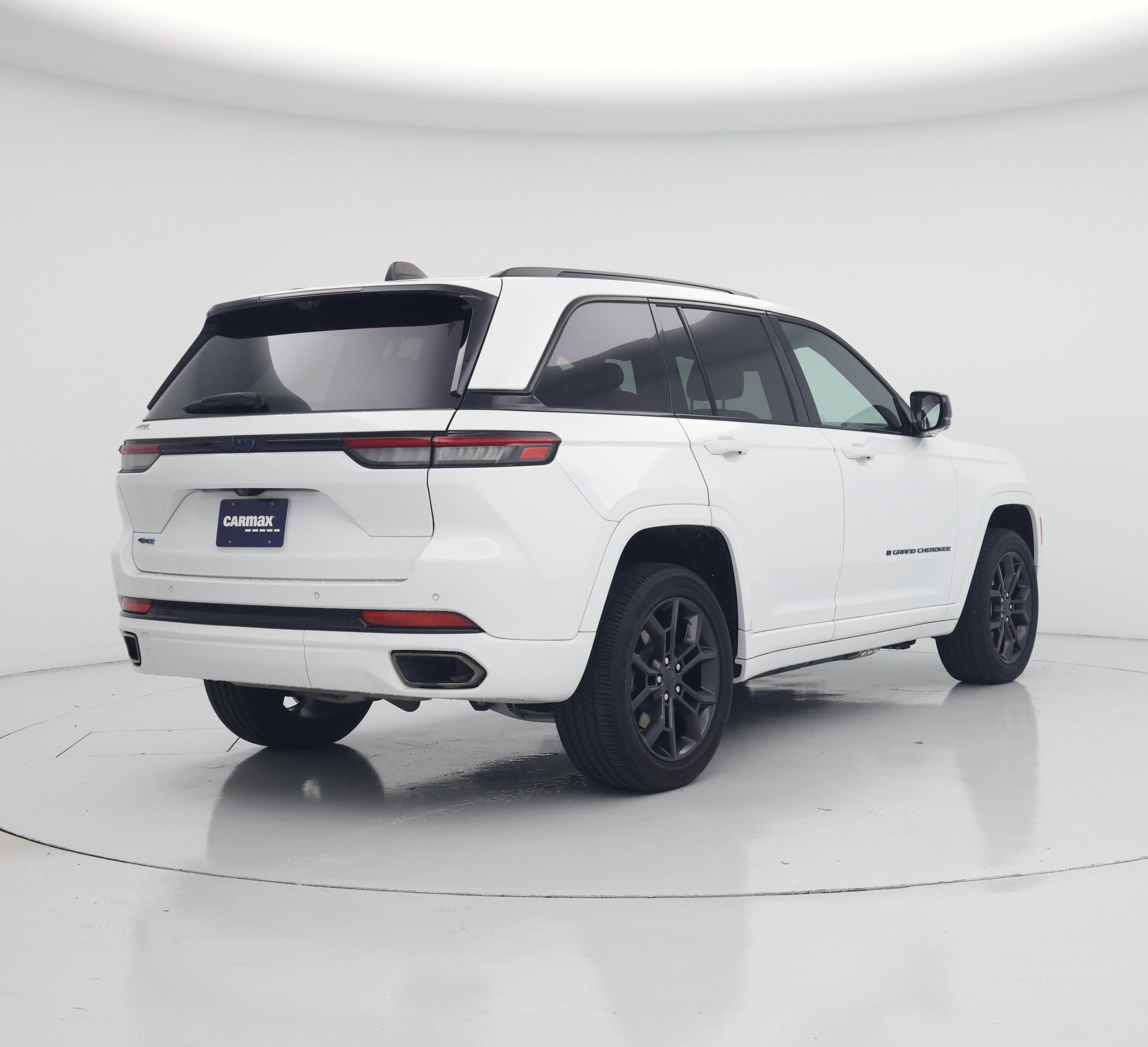 Thumbnail: 2024 Jeep Grand Cherokee - 8