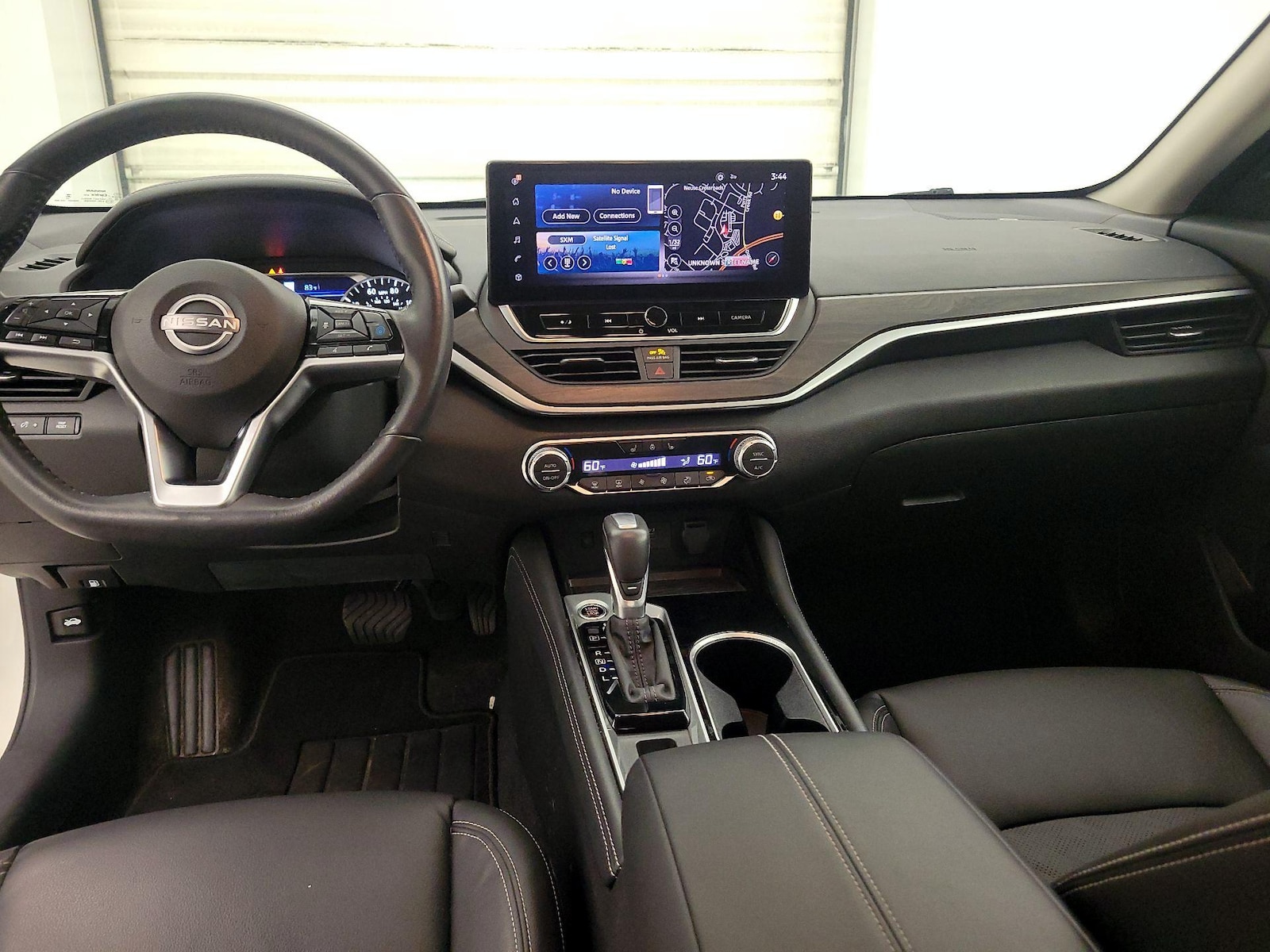 2024 Nissan Altima SL - Photo 10