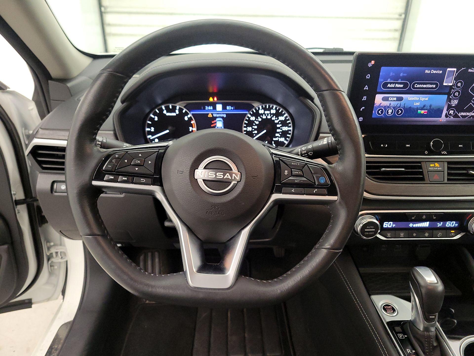 Thumbnail: 2024 Nissan Altima - 10