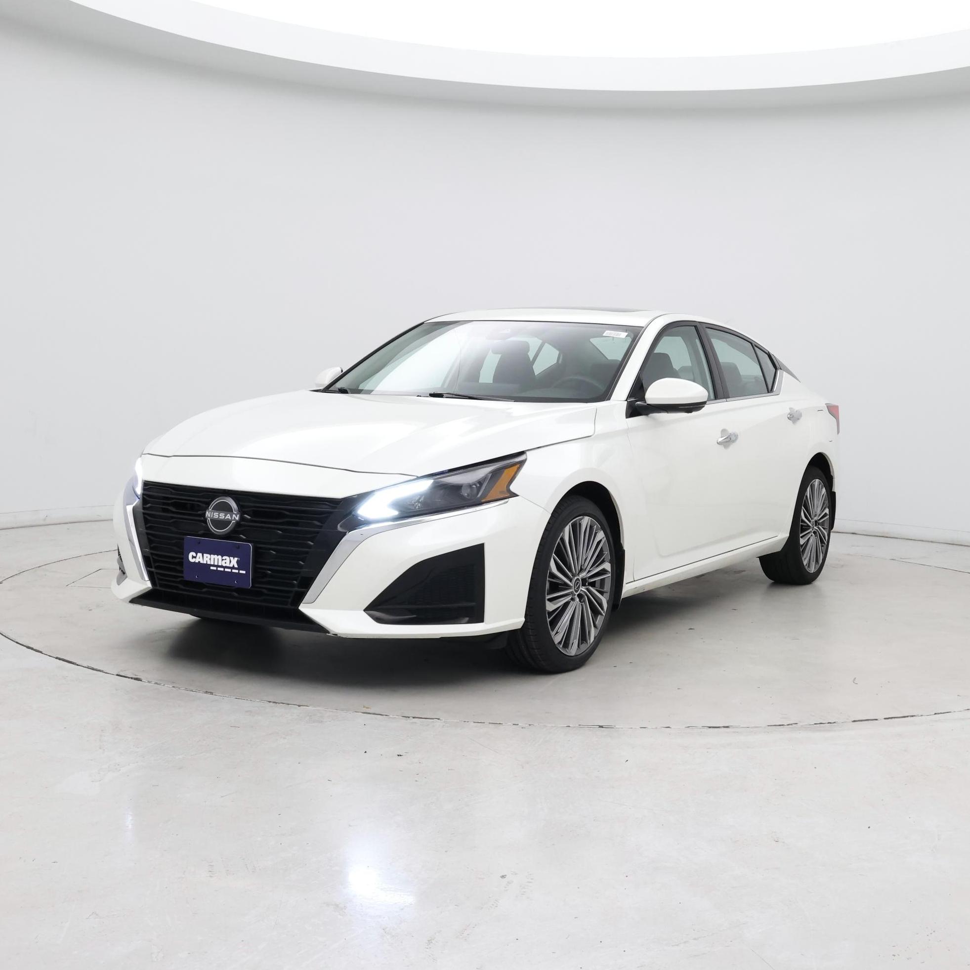 Thumbnail: 2024 Nissan Altima - 4