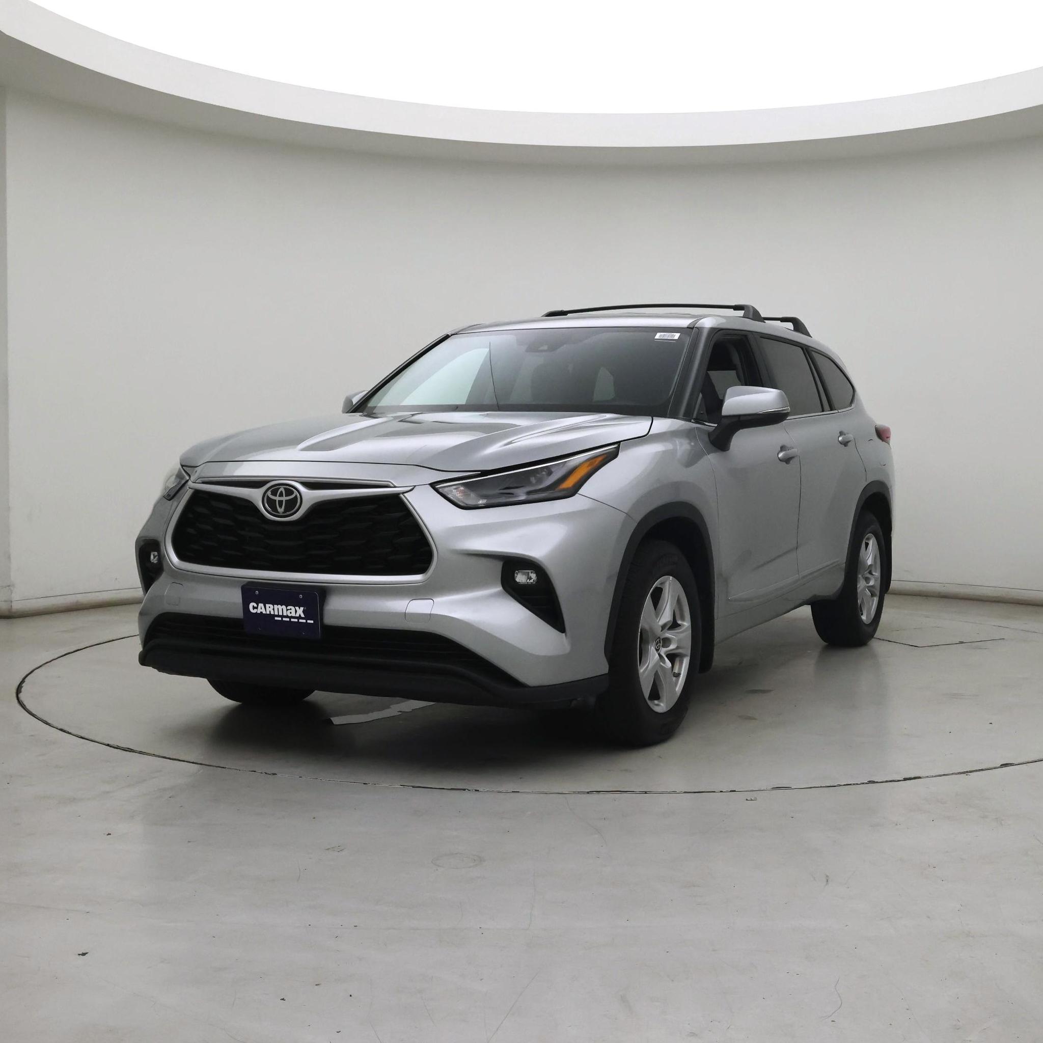 Thumbnail: 2023 Toyota Highlander - 4