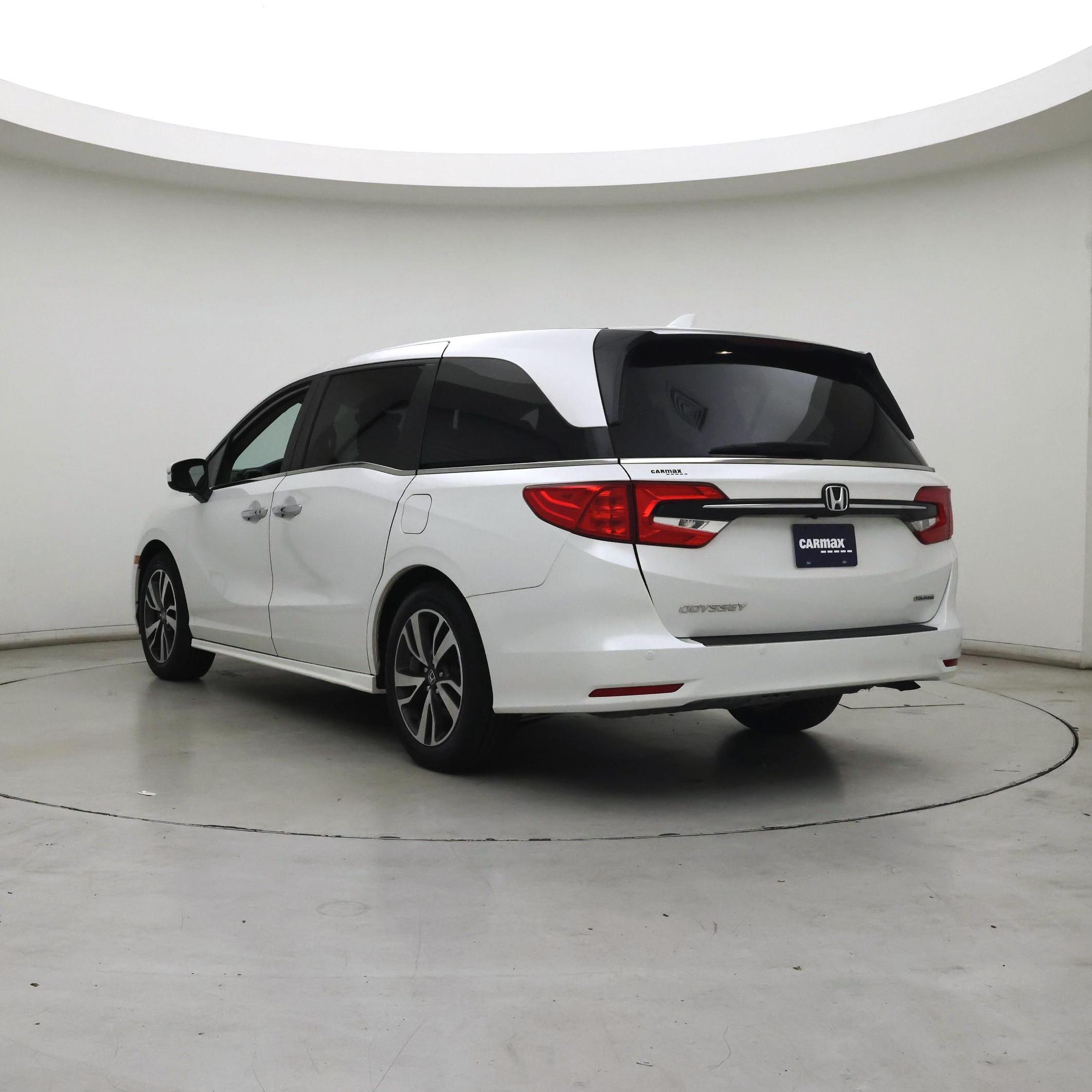 Thumbnail: 2023 Honda Odyssey - 2