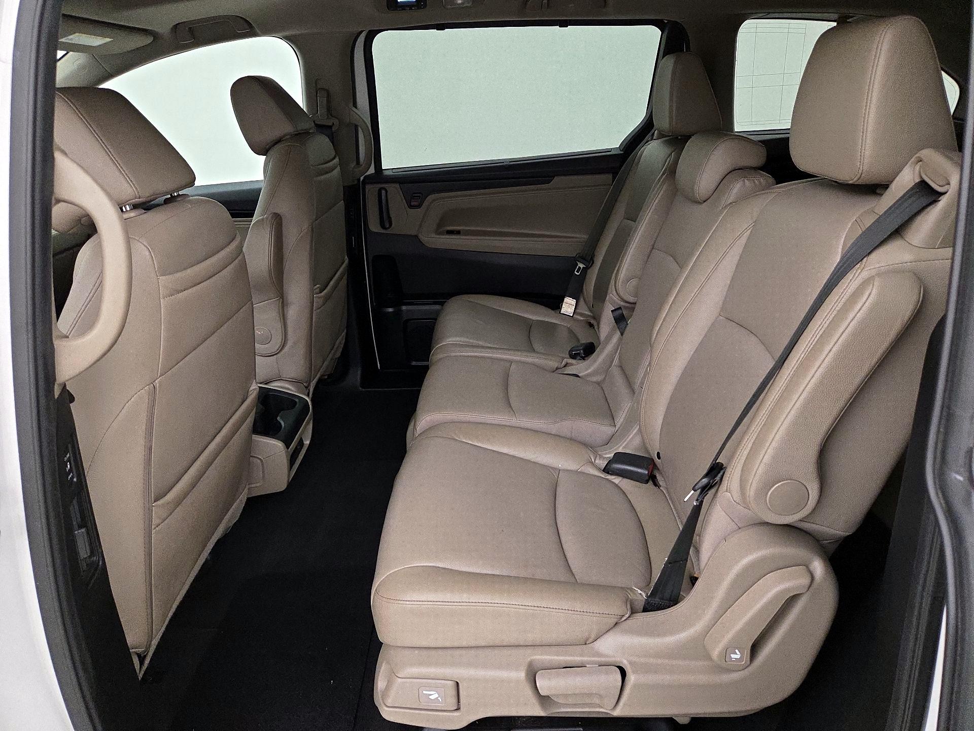 Thumbnail: 2023 Honda Odyssey - 20