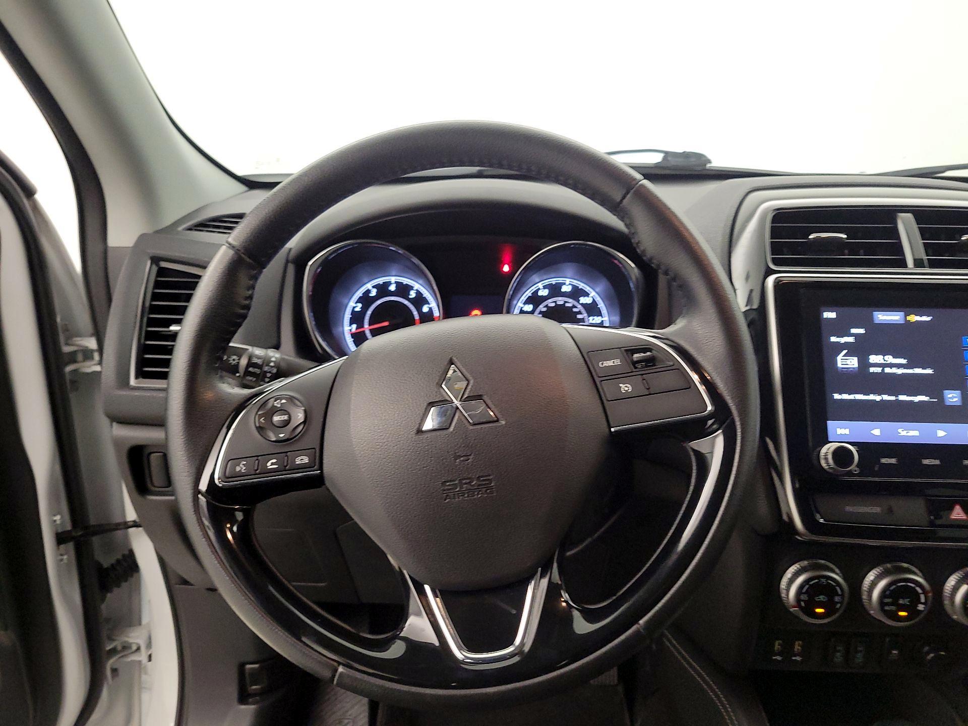 Thumbnail: 2020 Mitsubishi Outlander Sport - 10