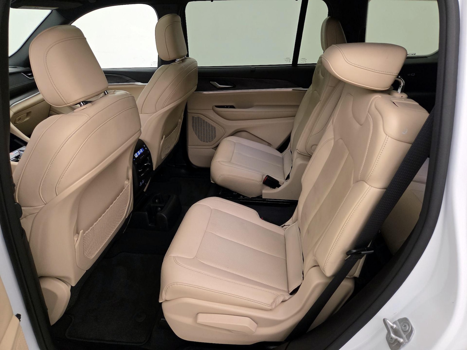 Rear Air Conditioning