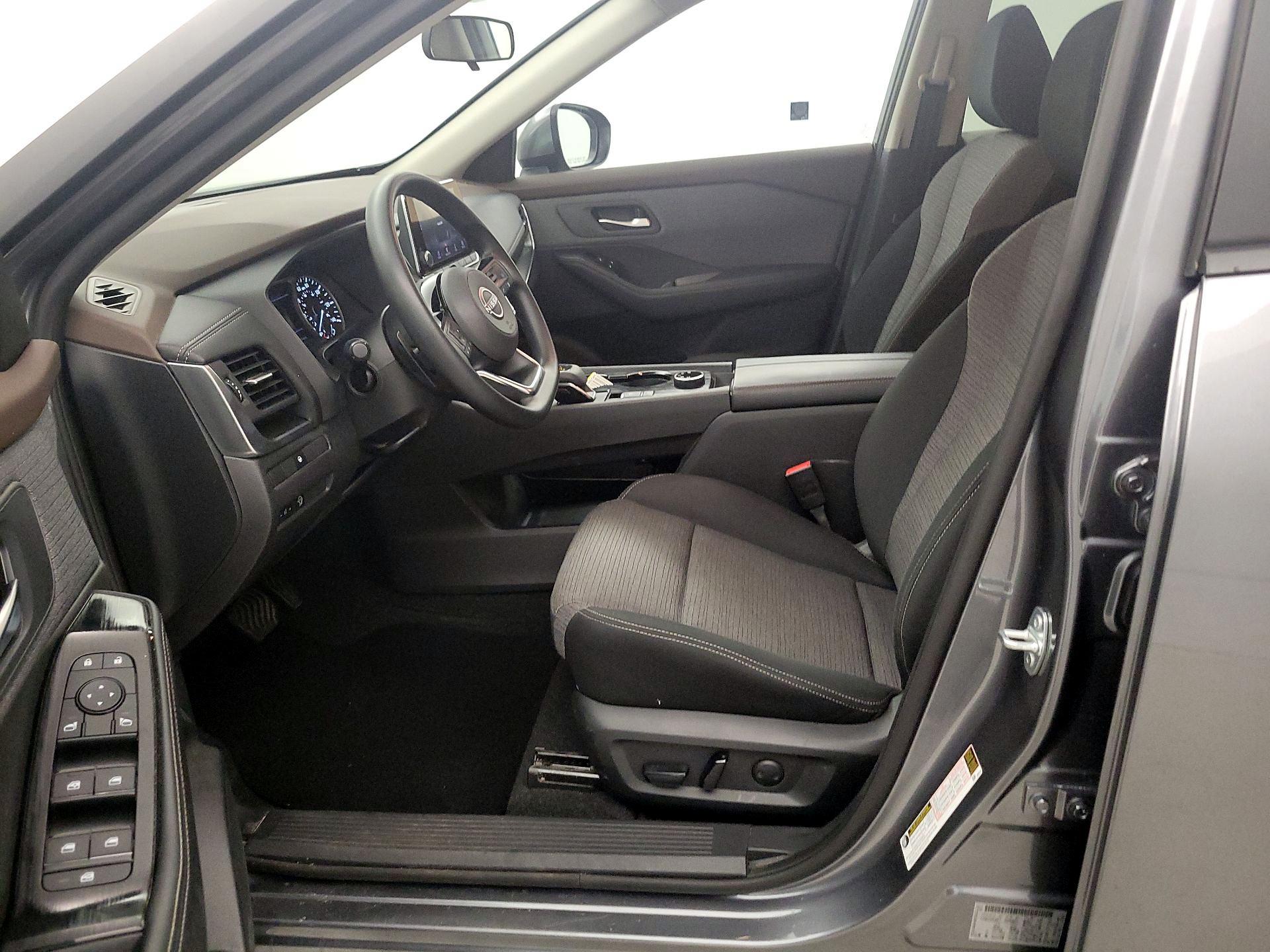 Thumbnail: 2023 Nissan Rogue - 9