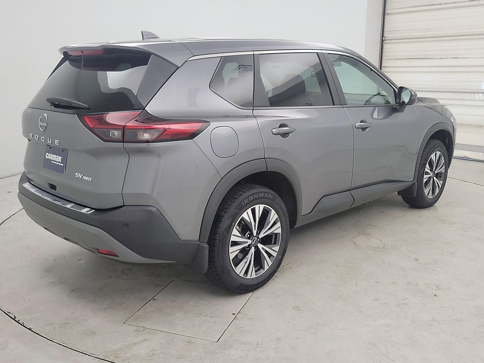 Thumbnail: 2023 Nissan Rogue - 5