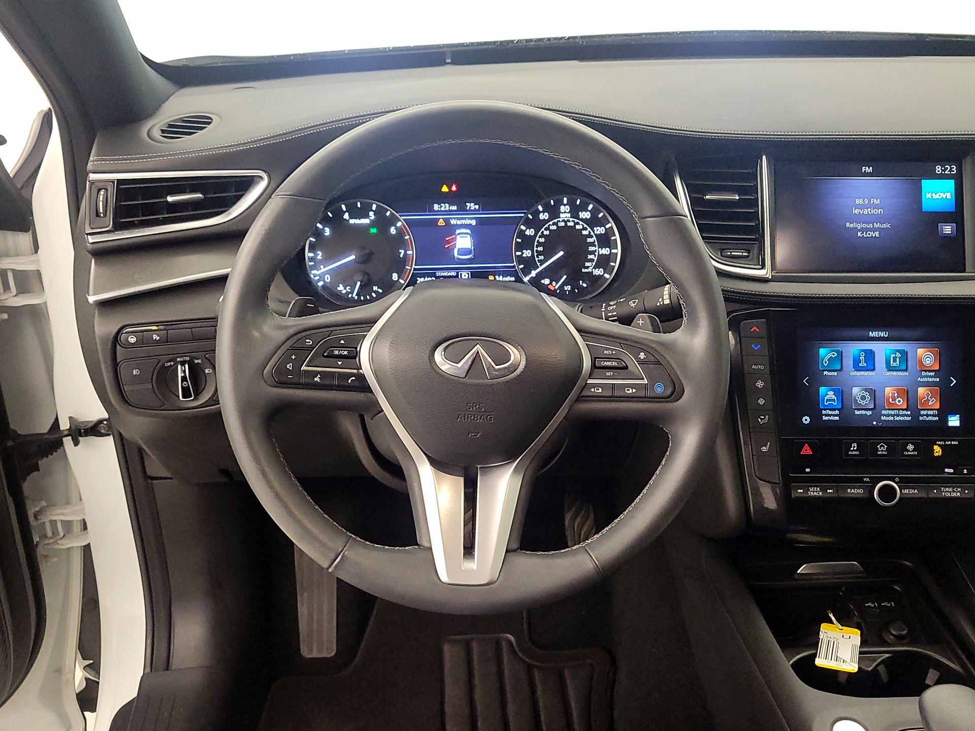 Thumbnail: 2023 INFINITI QX55 - 10