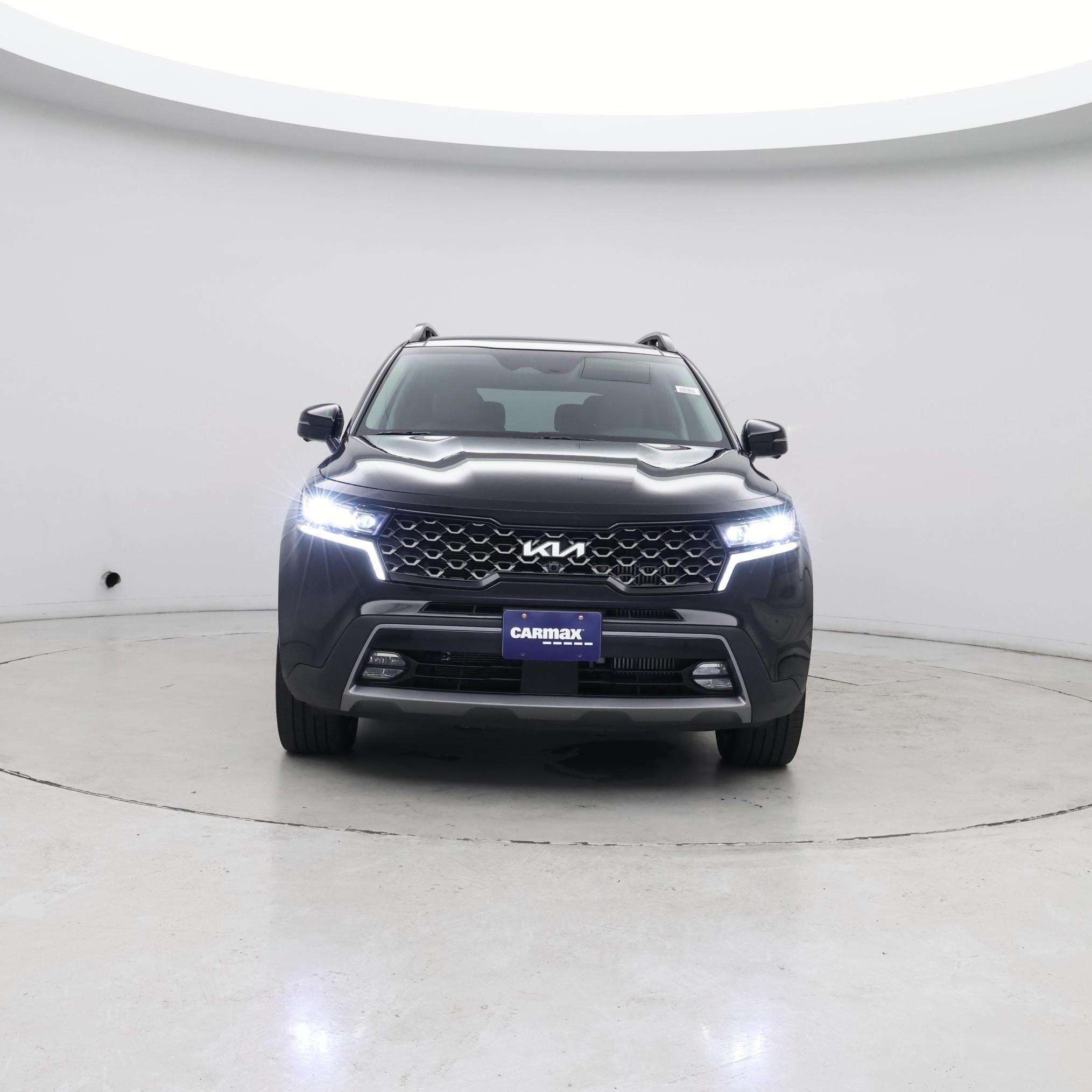 Thumbnail: 2023 Kia Sorento - 5
