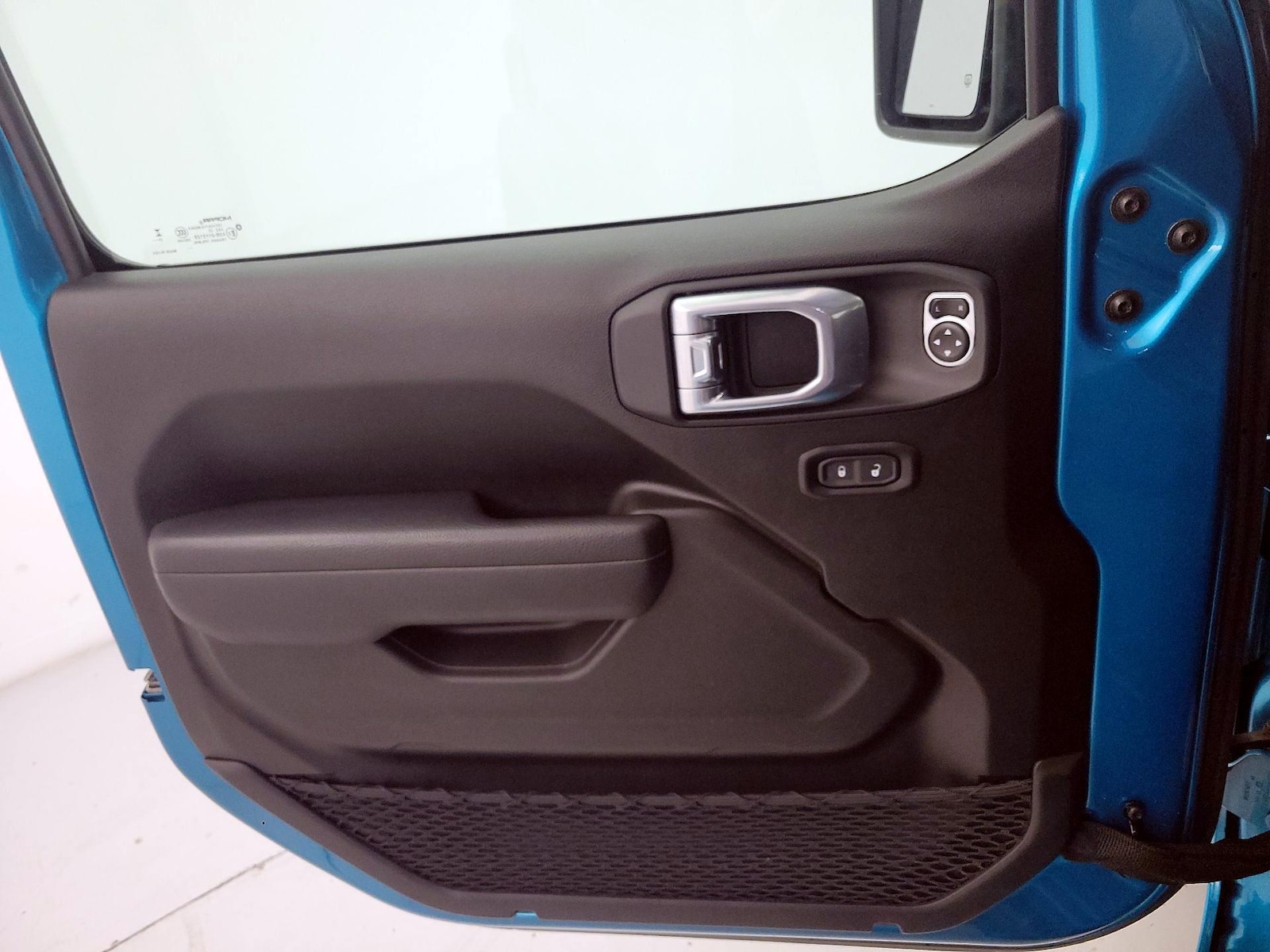 2024 Jeep Wrangler 4xe Willys 4XE - Photo 13