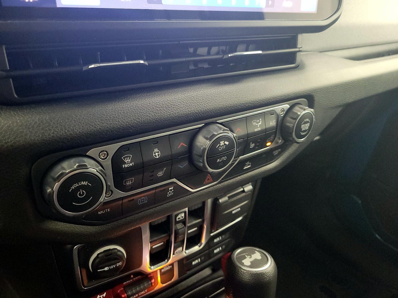 2024 Jeep Wrangler 4xe Willys 4XE - Photo 17