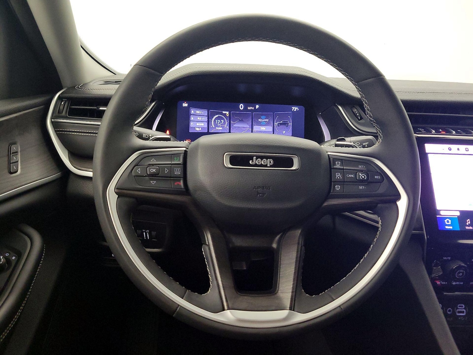 2023 Jeep Grand Cherokee L Limited - Photo 11