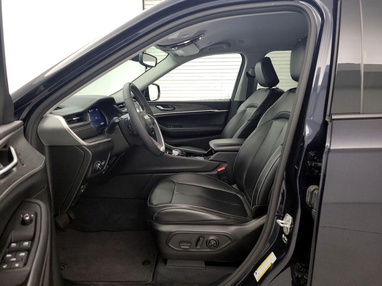 2023 Jeep Grand Cherokee L Limited - Photo 12