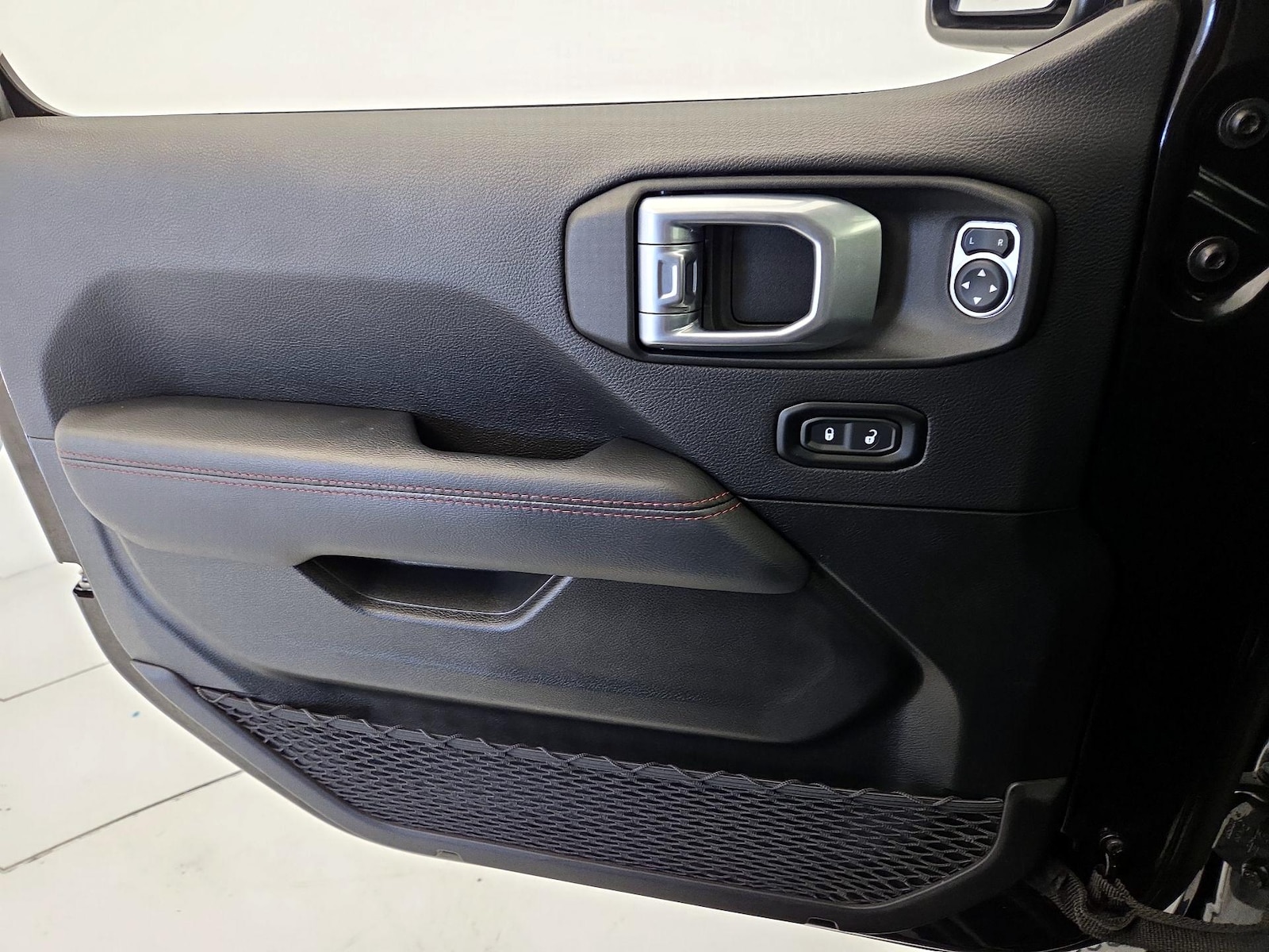 2023 Jeep Wrangler 4xe Rubicon 4XE 20th Anniversary - Photo 13