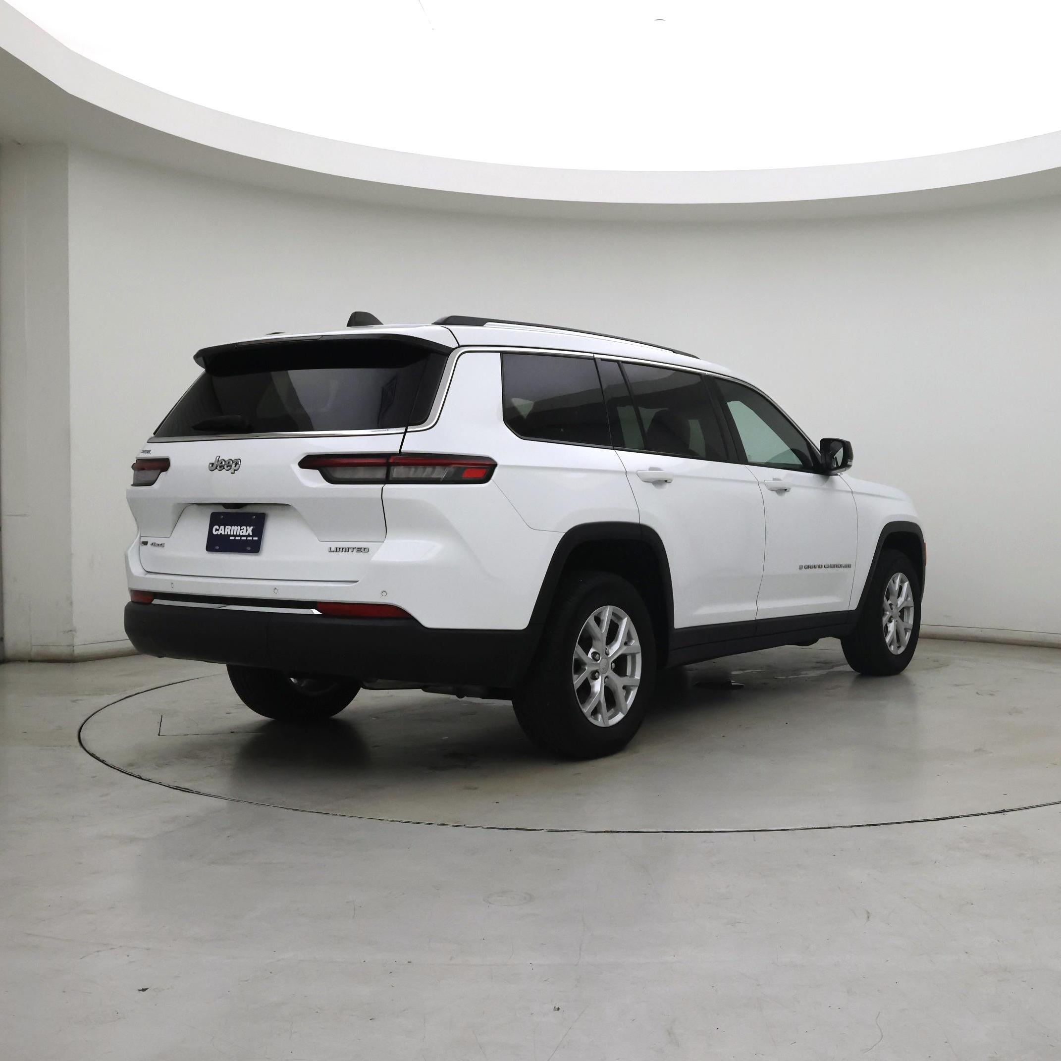 Thumbnail: 2023 Jeep Grand Cherokee L - 8