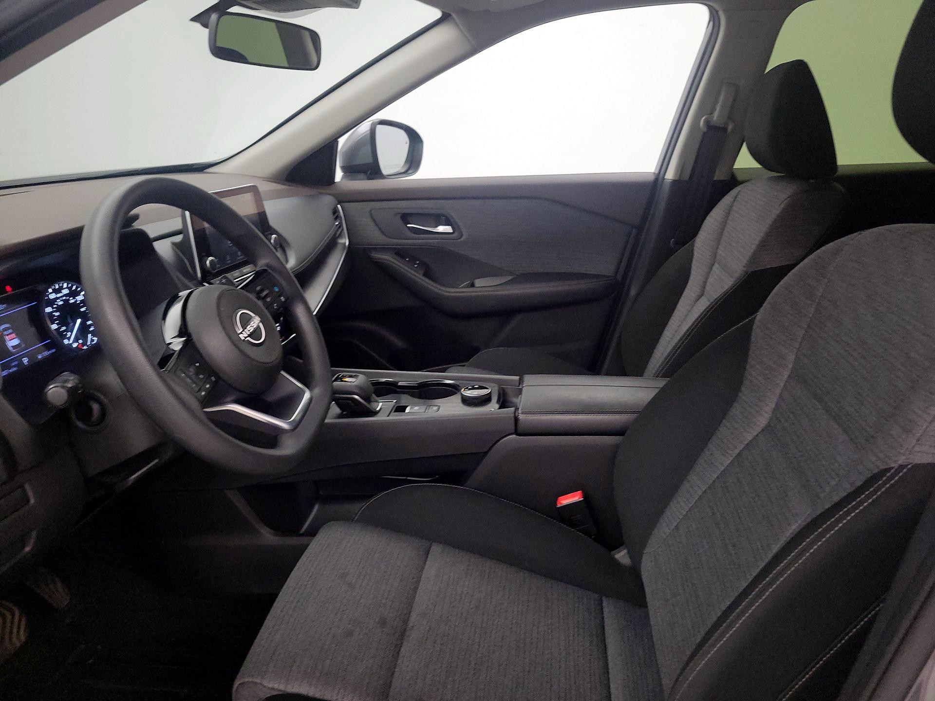 Thumbnail: 2023 Nissan Rogue - 11