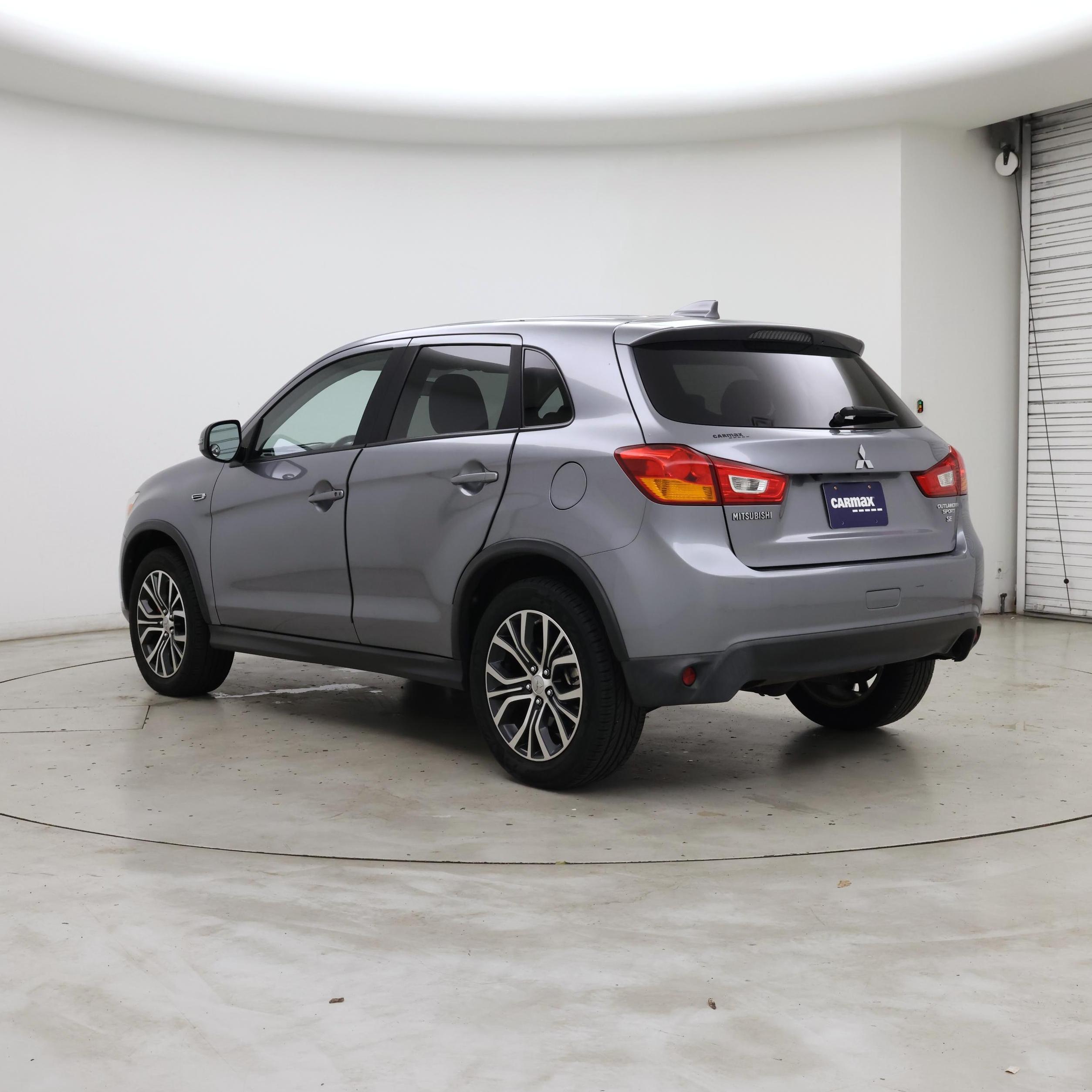 Thumbnail: 2017 Mitsubishi Outlander Sport - 2