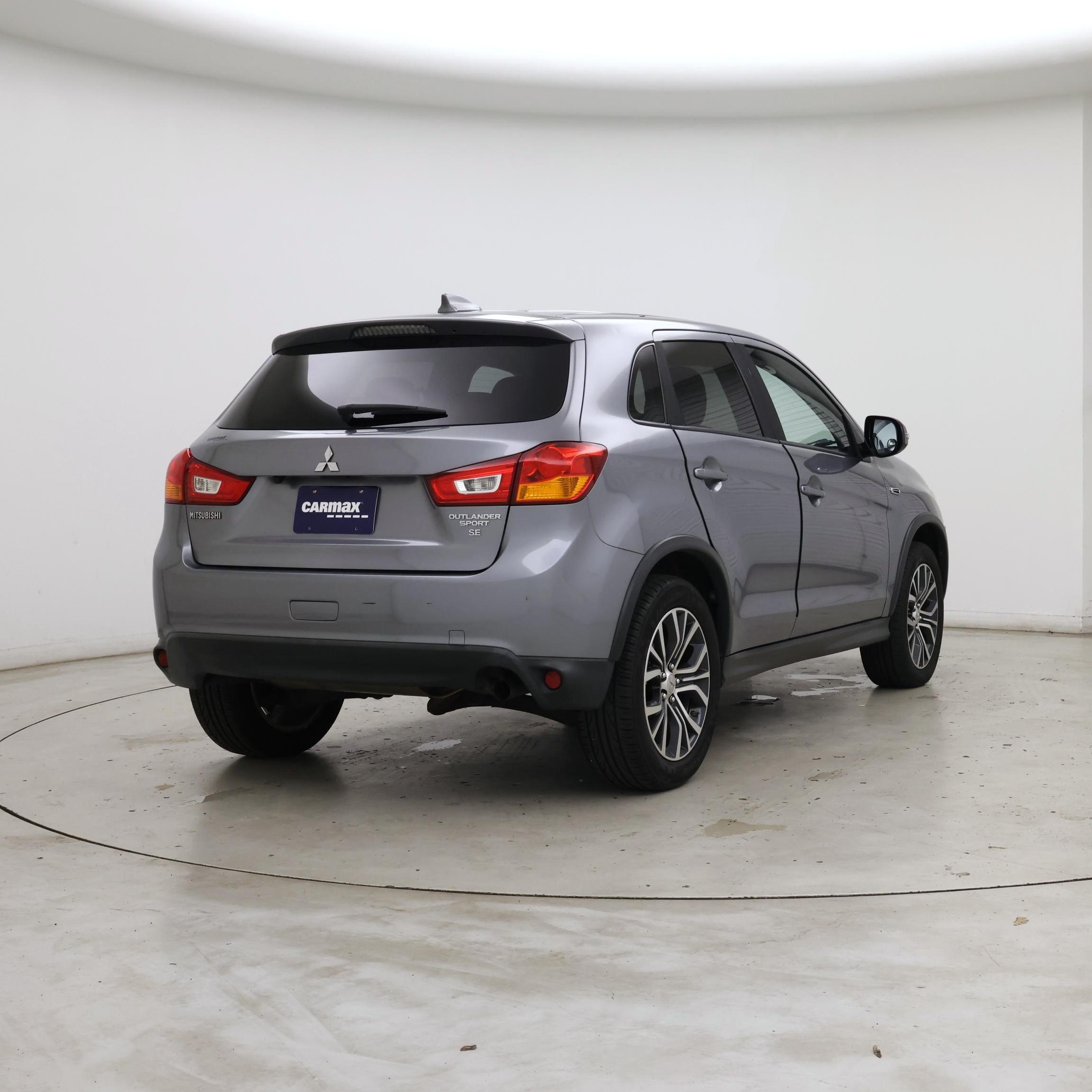 Thumbnail: 2017 Mitsubishi Outlander Sport - 8