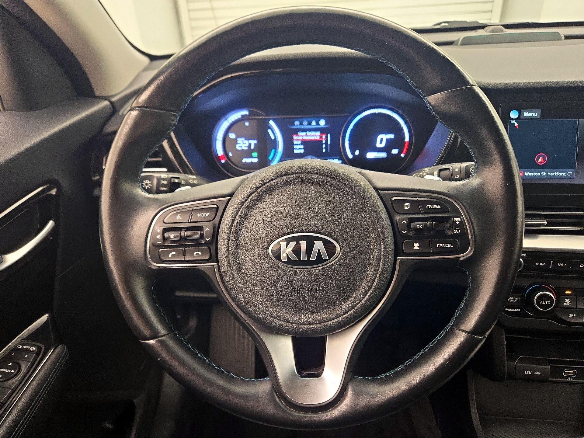 Thumbnail: 2020 Kia Niro - 10