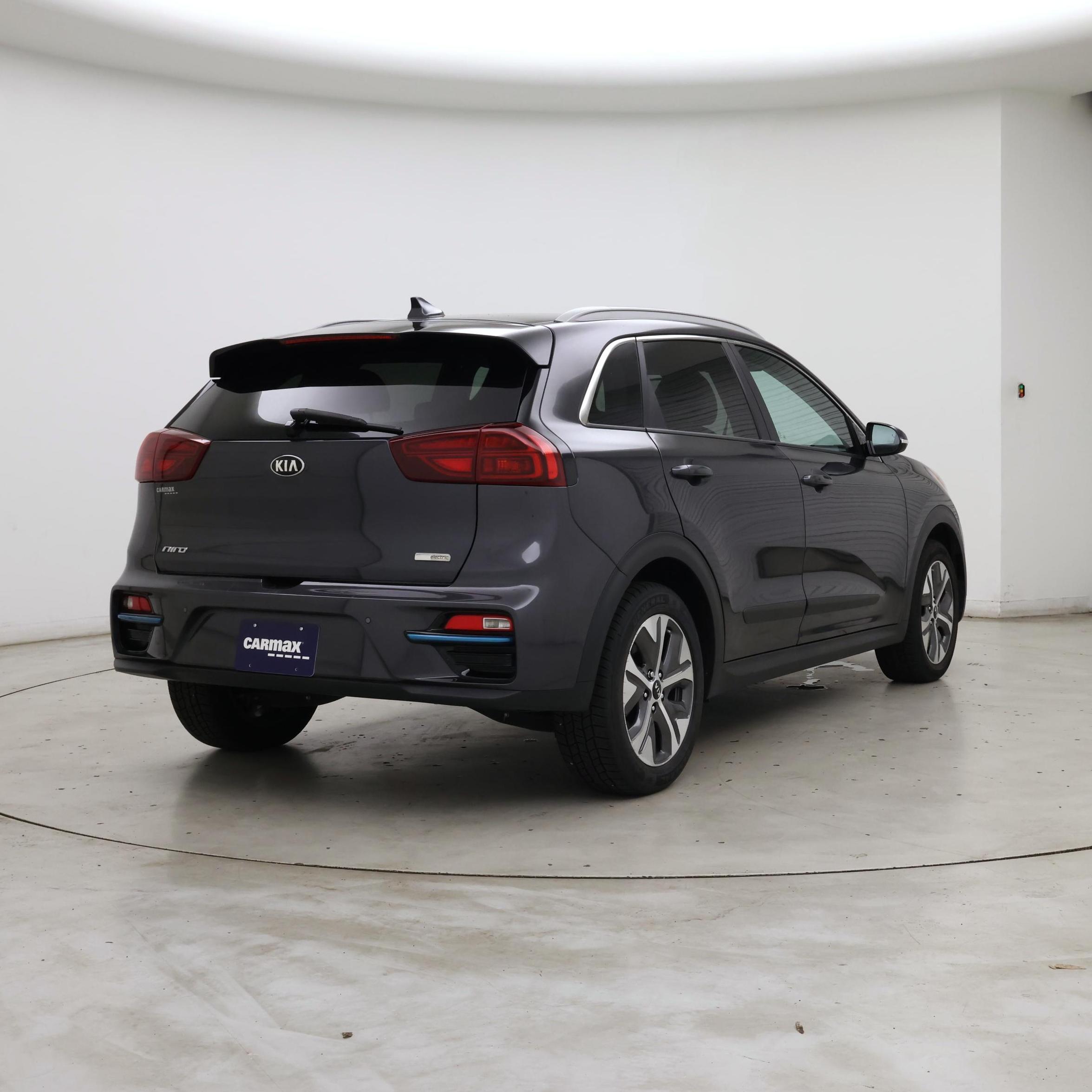 Thumbnail: 2020 Kia Niro - 8