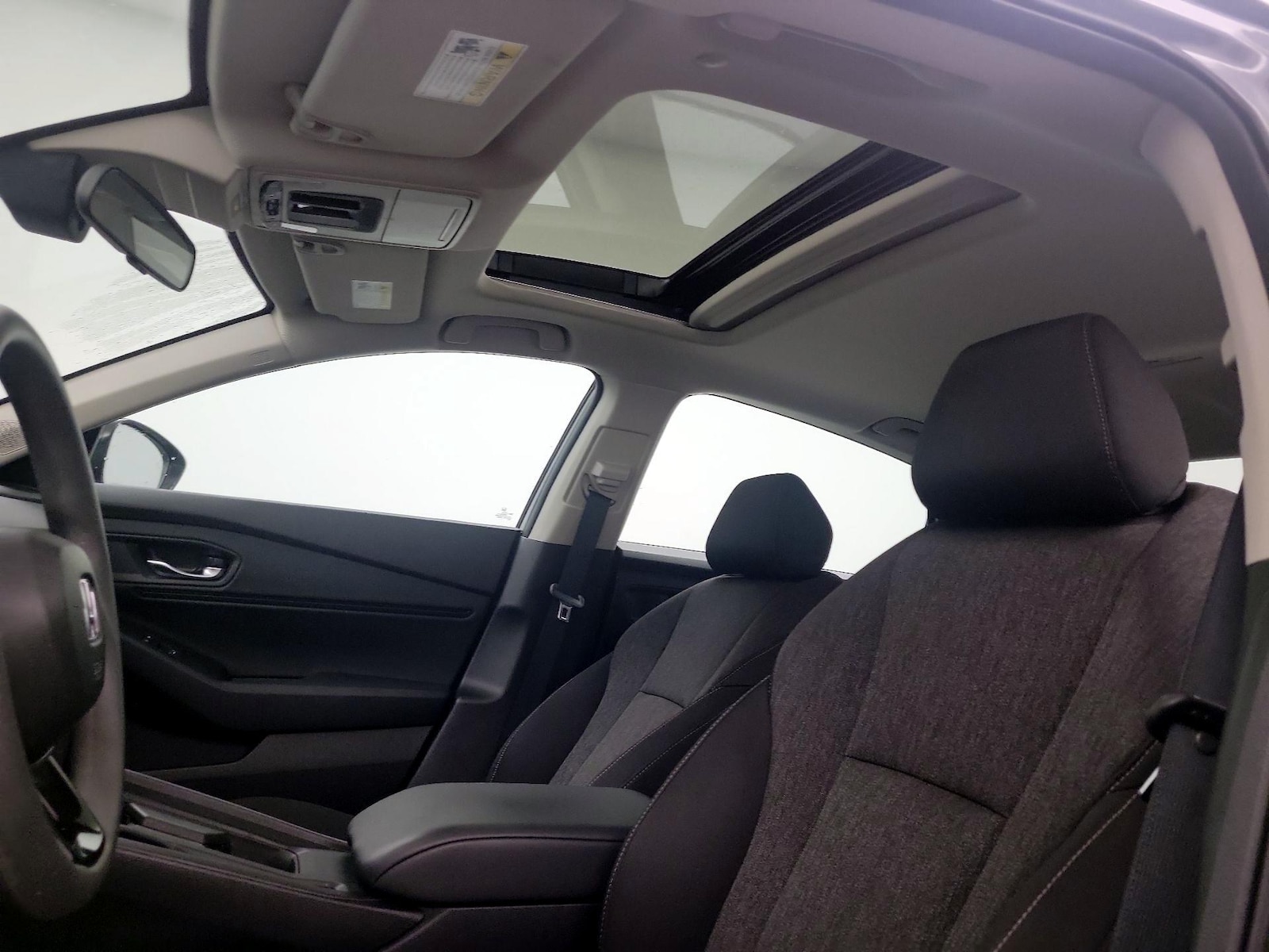 2025 Honda Accord SE - Photo 19
