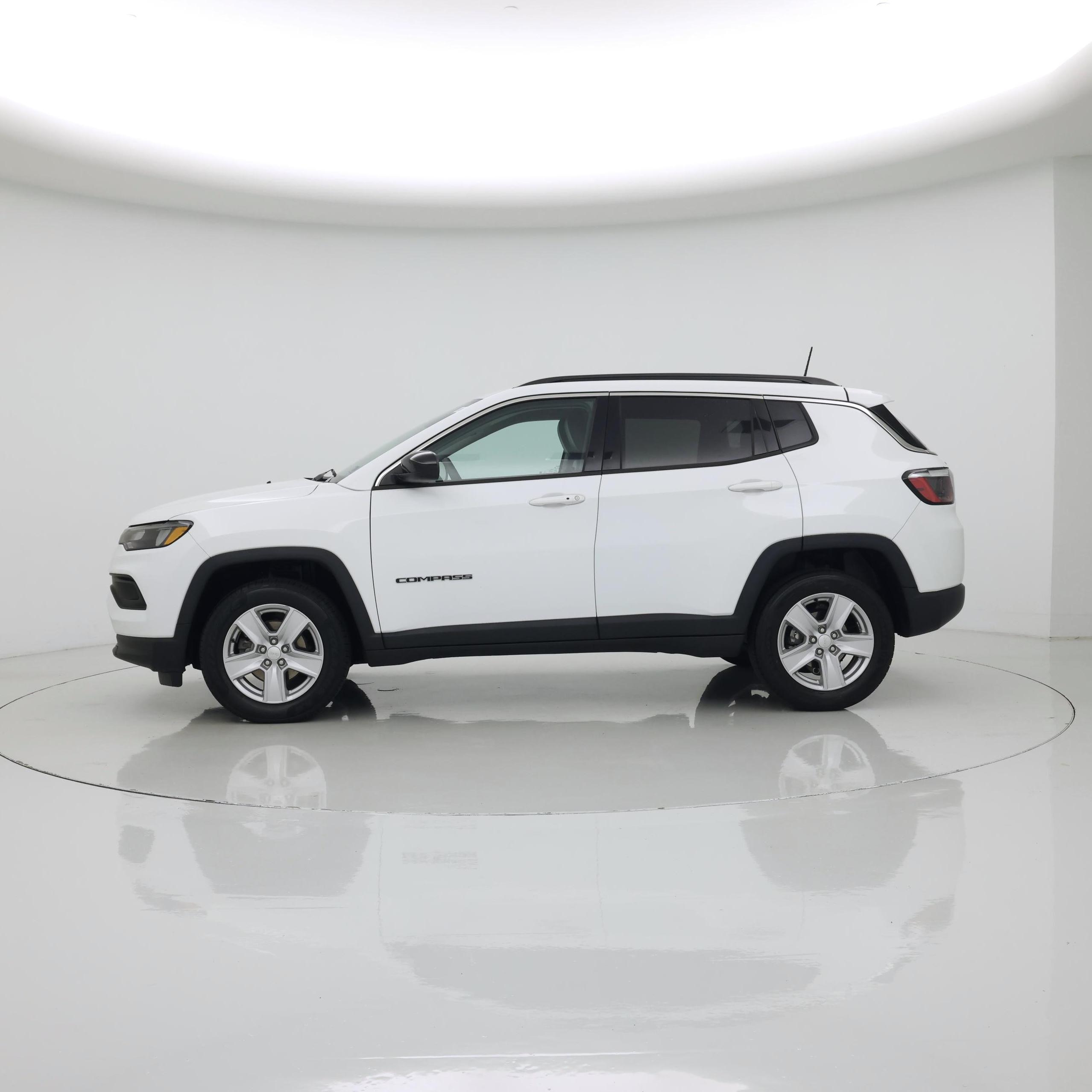 Thumbnail: 2022 Jeep Compass - 3