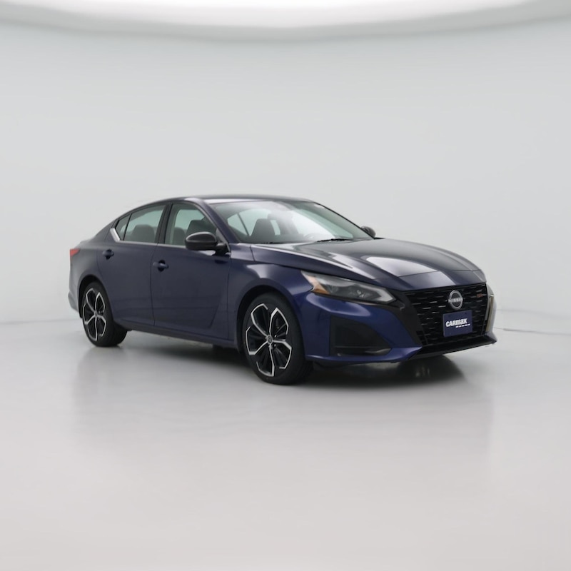 2023 Nissan Altima SR