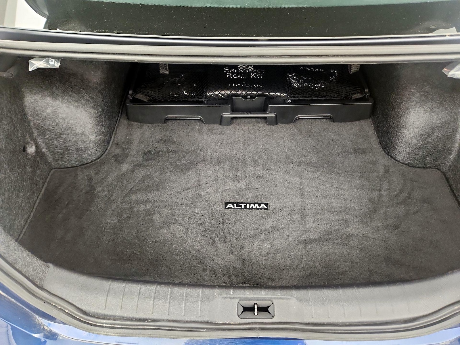 2023 Nissan Altima SR - Photo 23