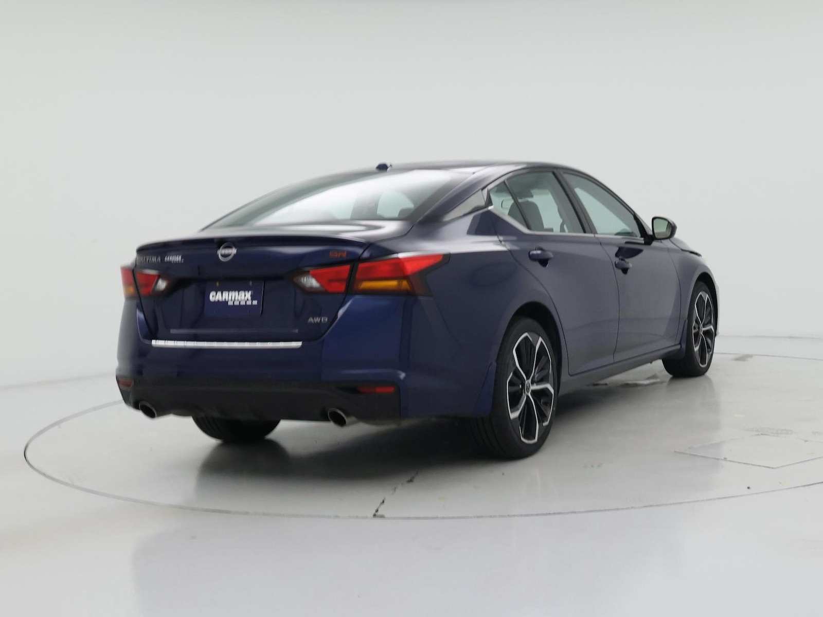 2023 Nissan Altima SR - Photo 9