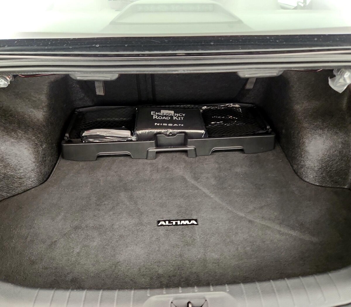 Trunk/Cargo (Seats Up)