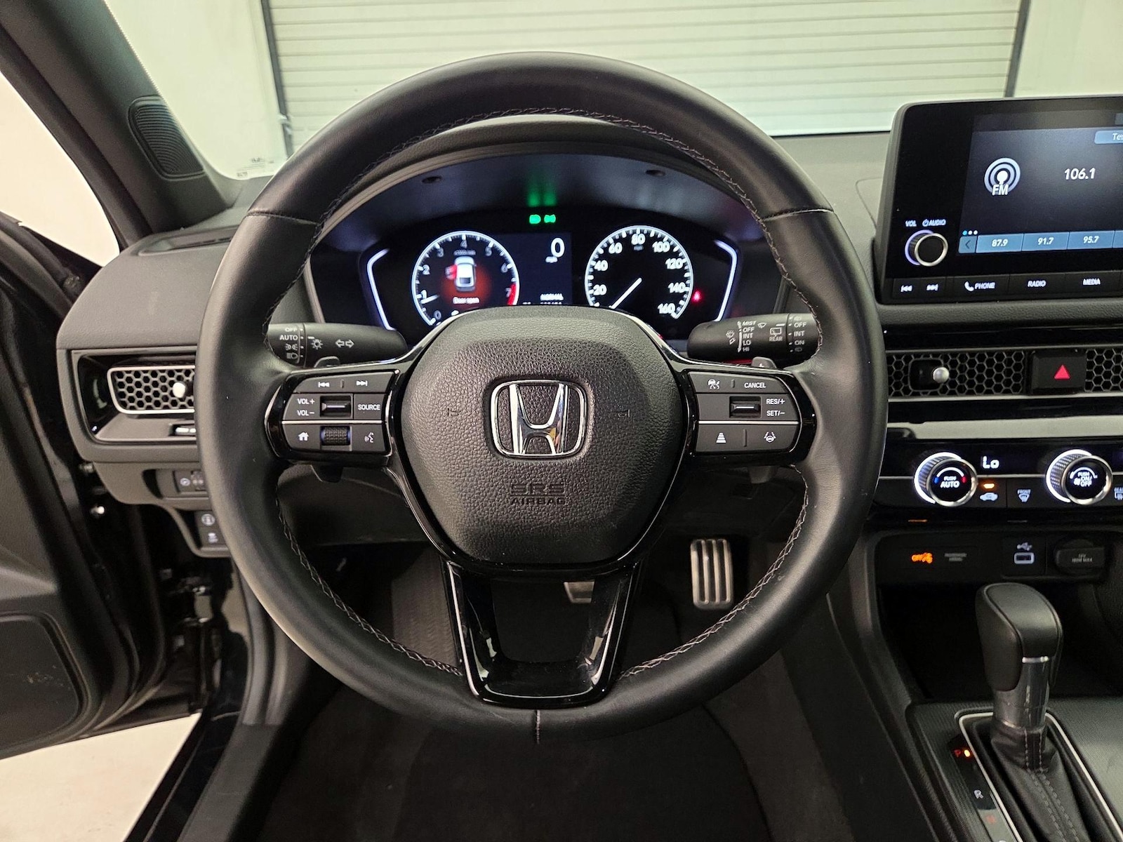 2024 Honda Civic Hatchback Sport - Photo 11