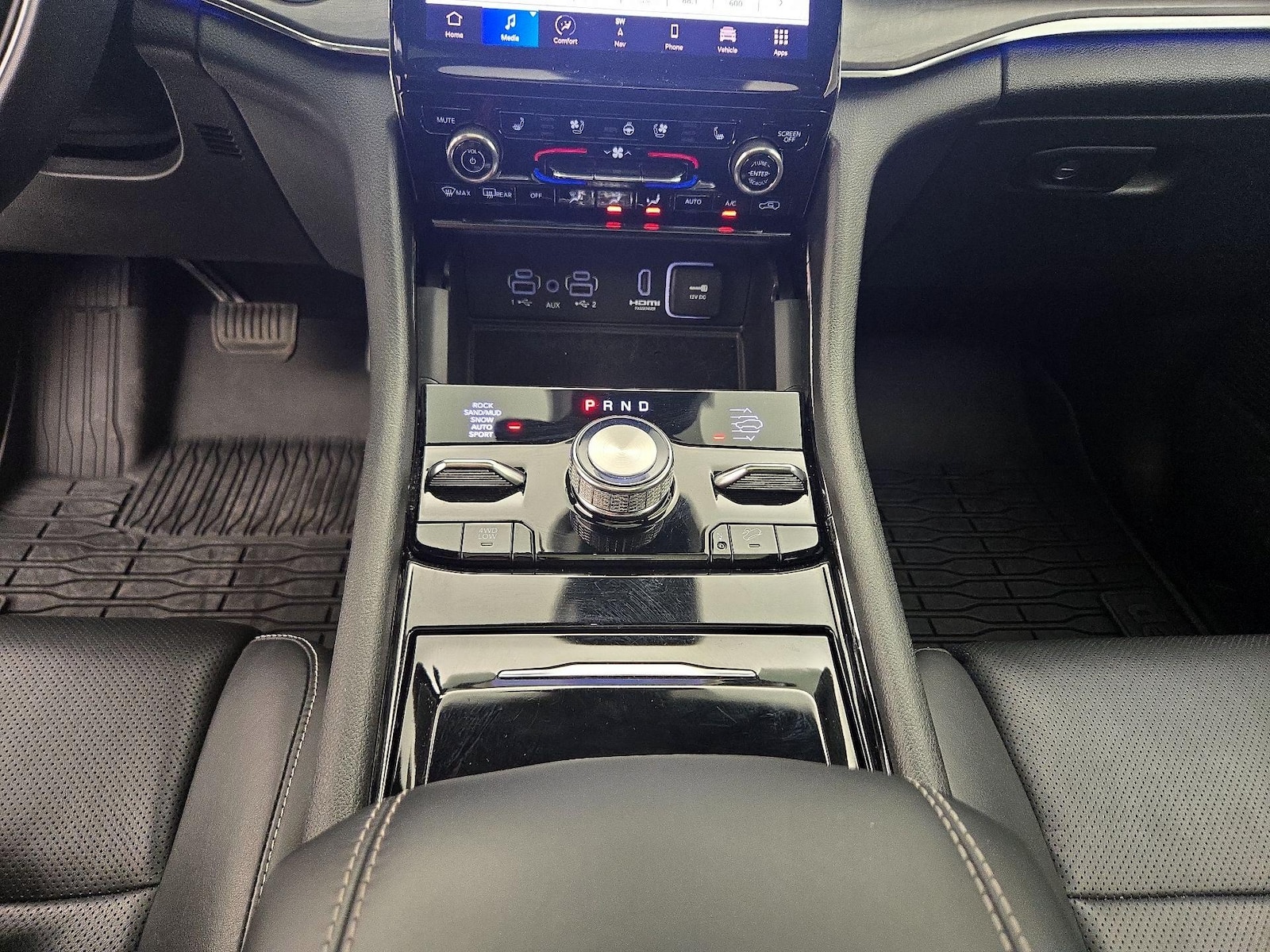 2023 Jeep Grand Cherokee Overland 4xe - Photo 19