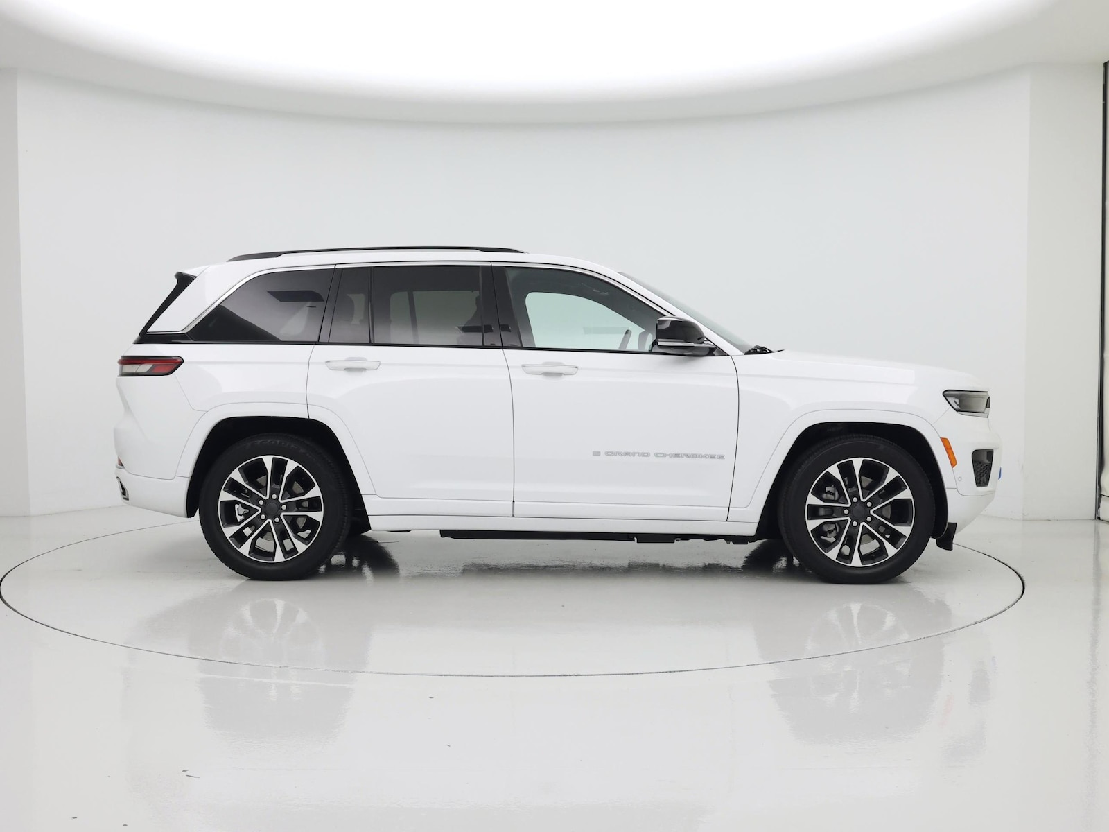 2023 Jeep Grand Cherokee Overland 4xe - Photo 8