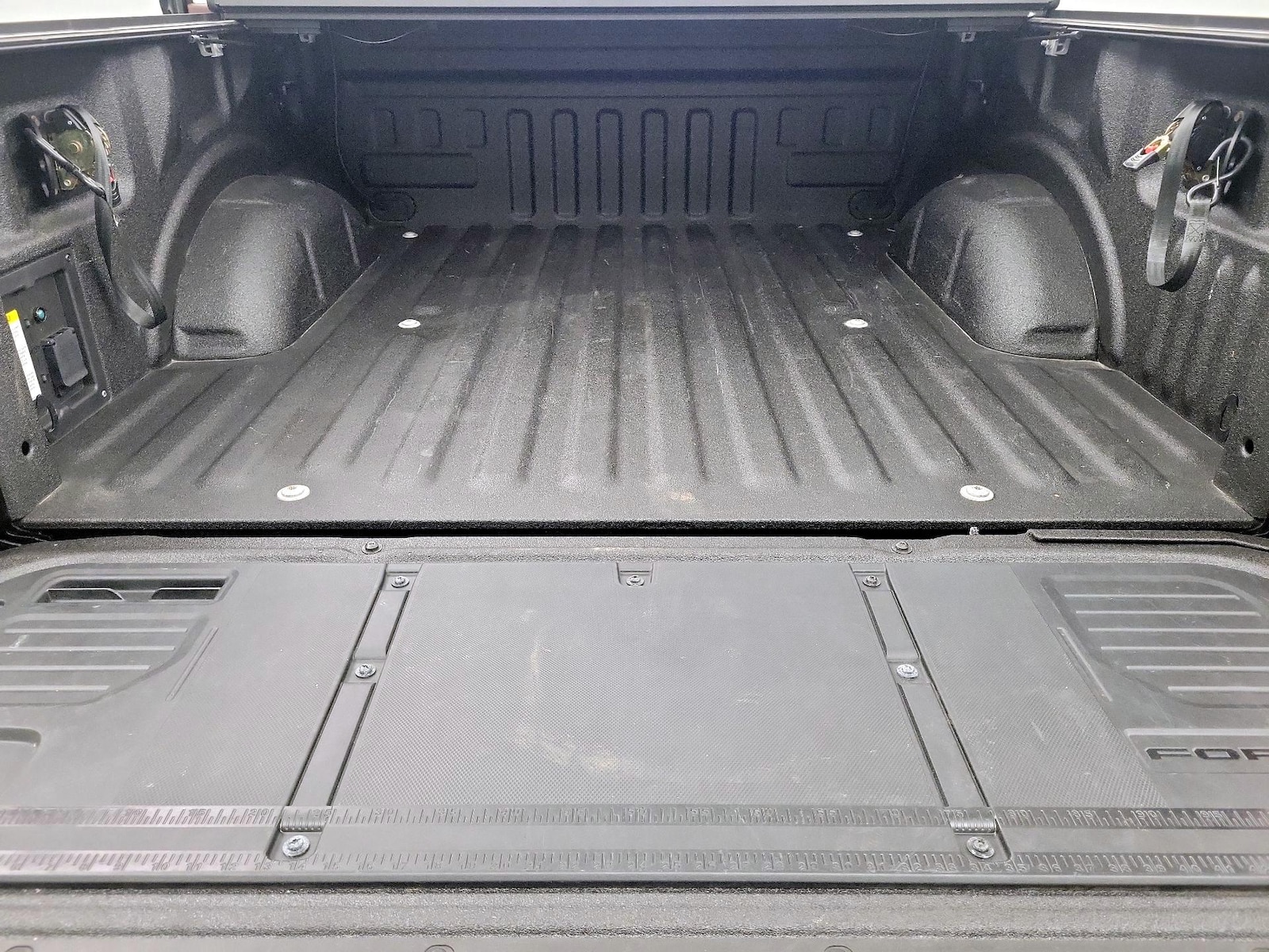 2023 Ford F-150 Lariat - Photo 23