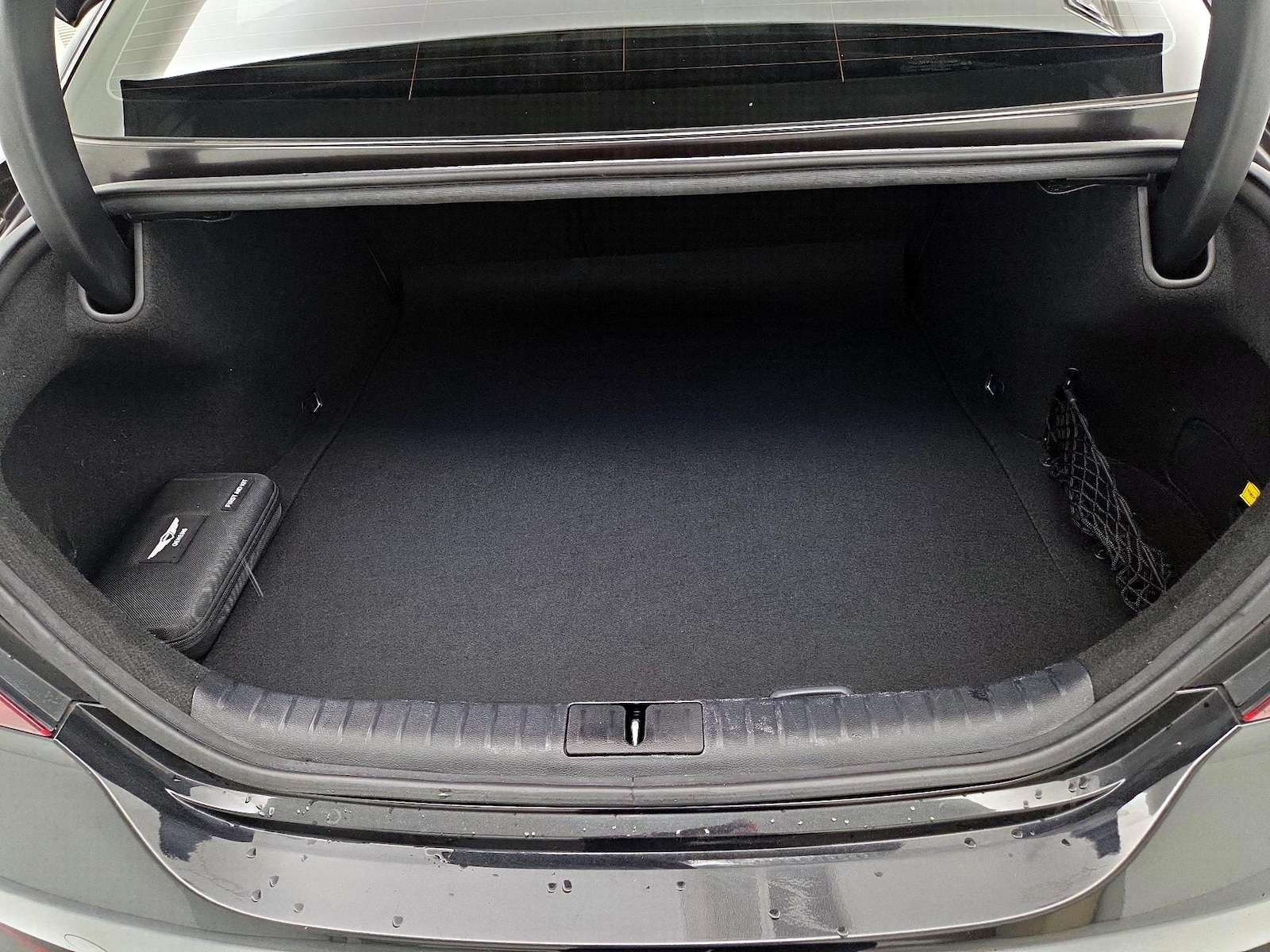 2023 GENESIS G70 Standard - Photo 23